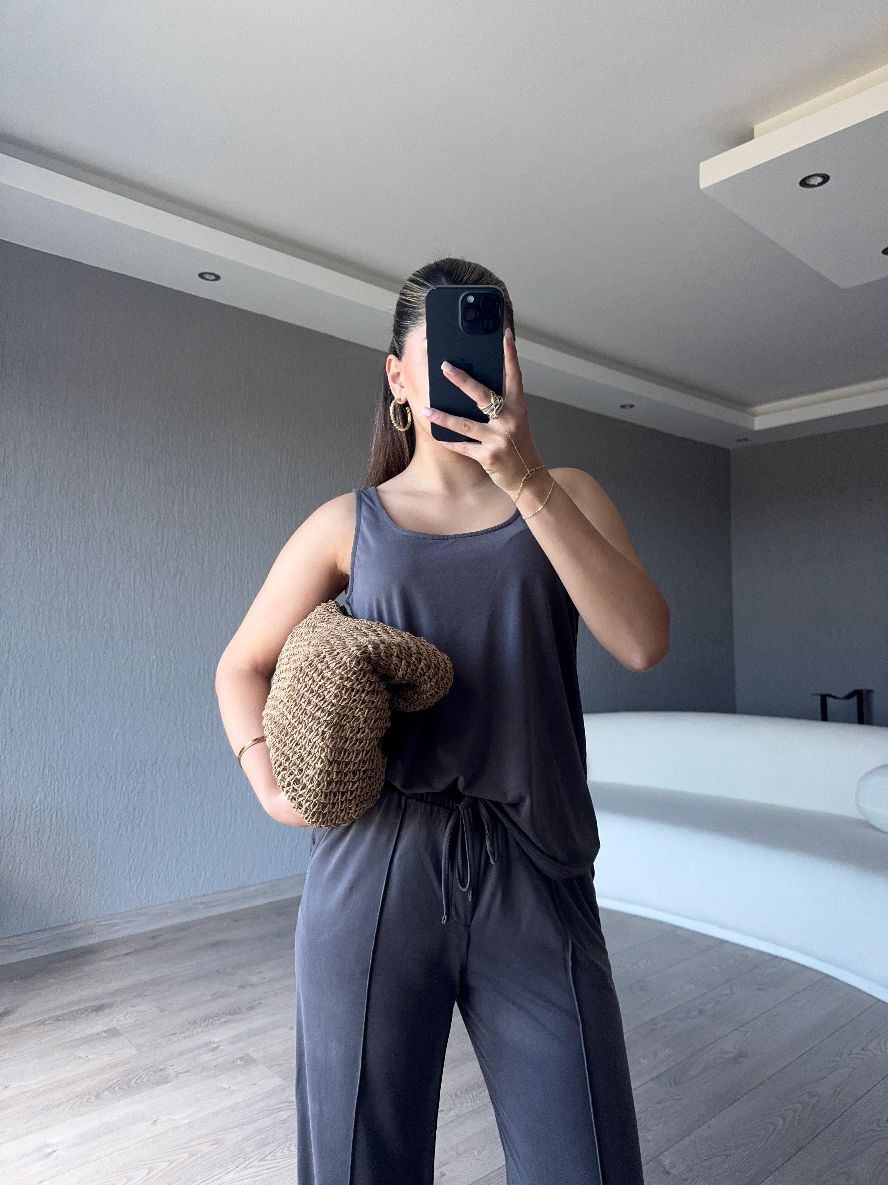 GRİ BASİC ASKILI BLUZ PANTOLON TAKIM 