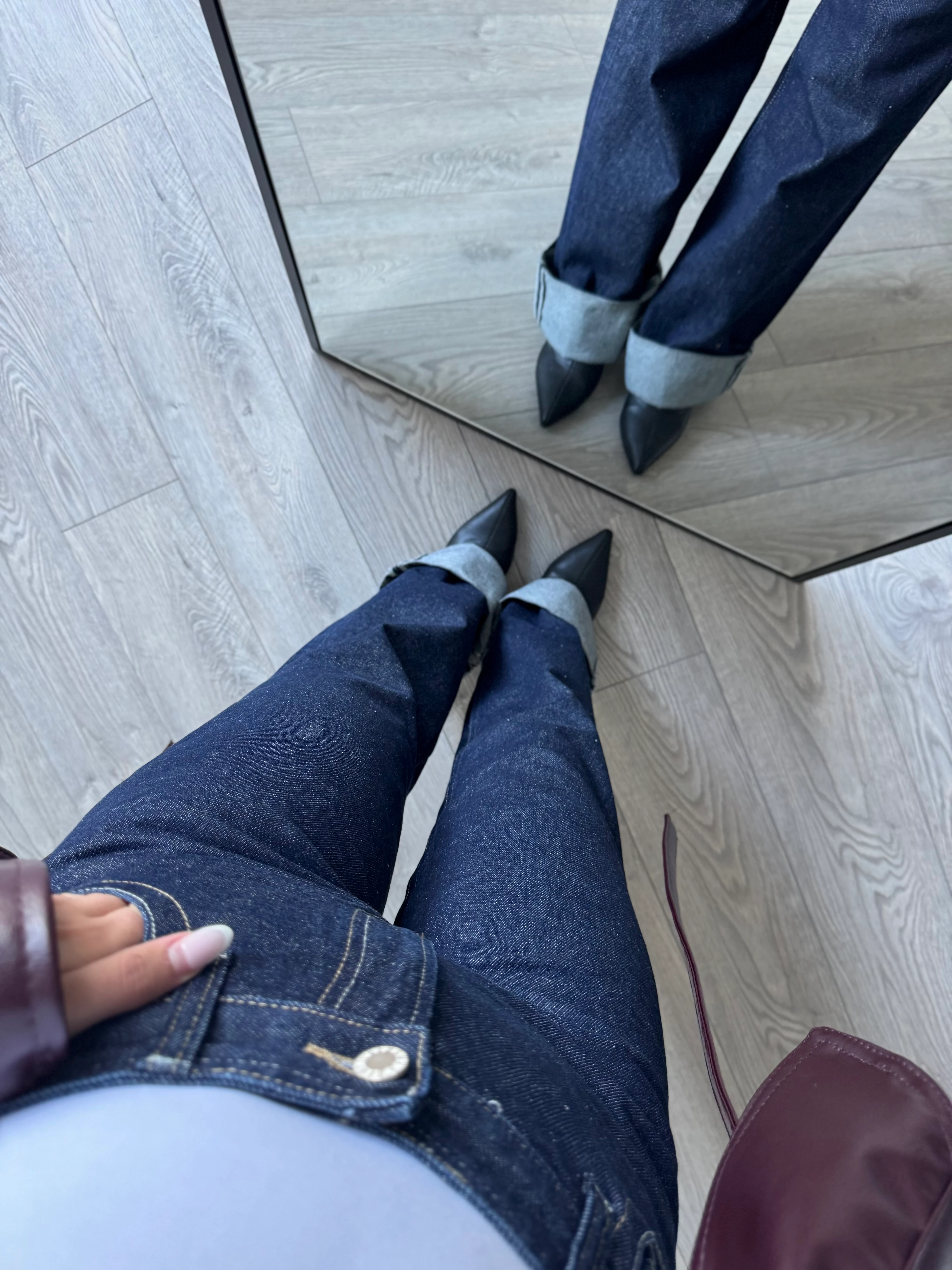 PAÇASI KATLI KOYU LACİVERT JEAN