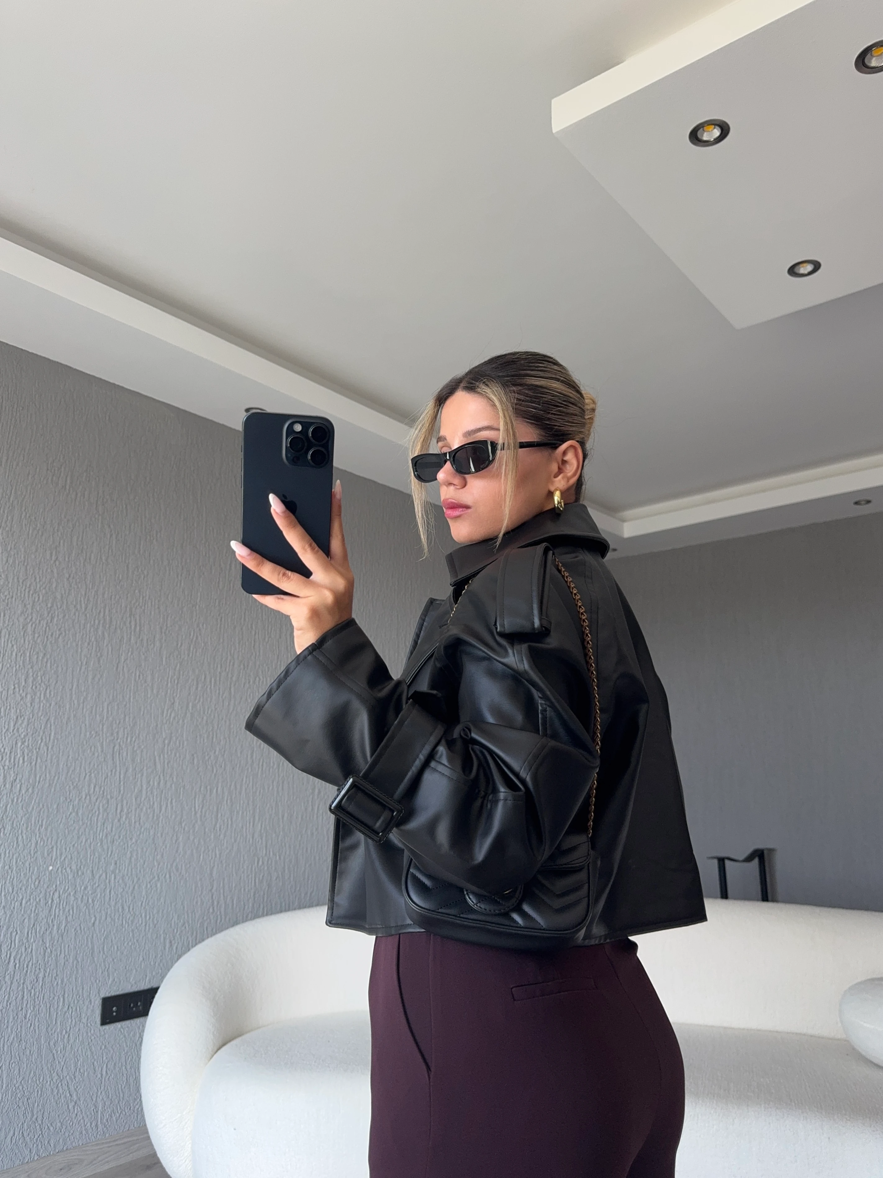 MARKA MODEL ÖNÜ TEK DÜĞMELİ DERİ CEKET