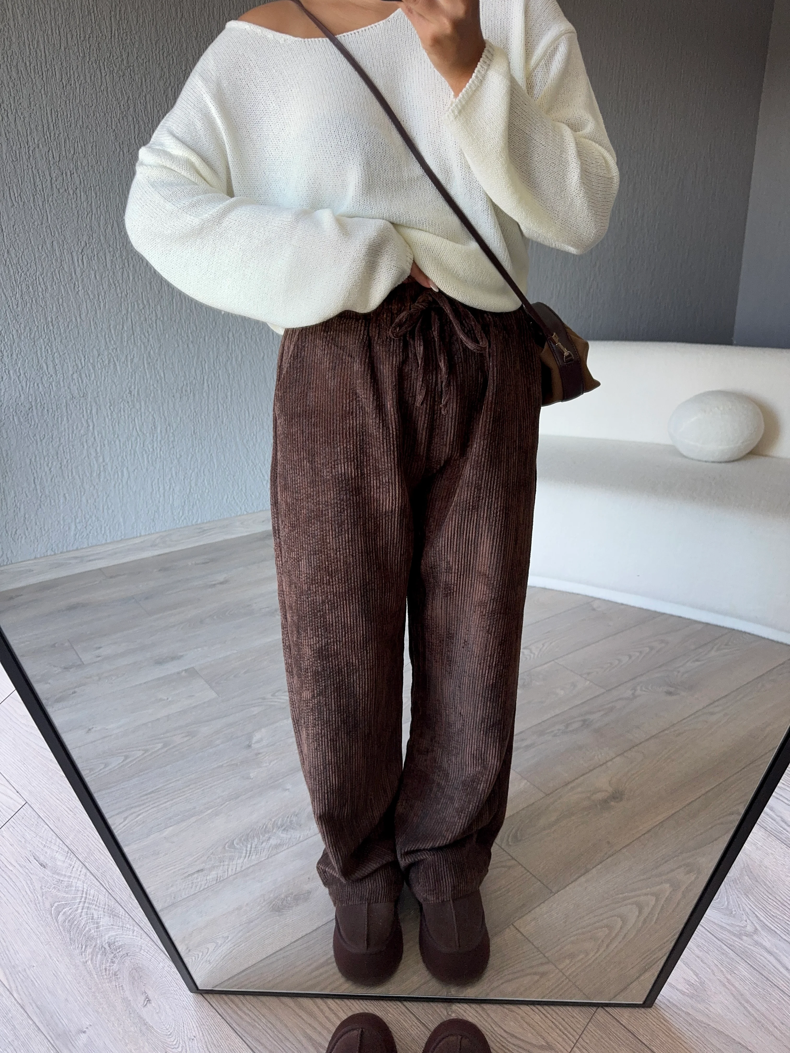 BELİ LONLASTİKLİ KADİFE PANTOLON 