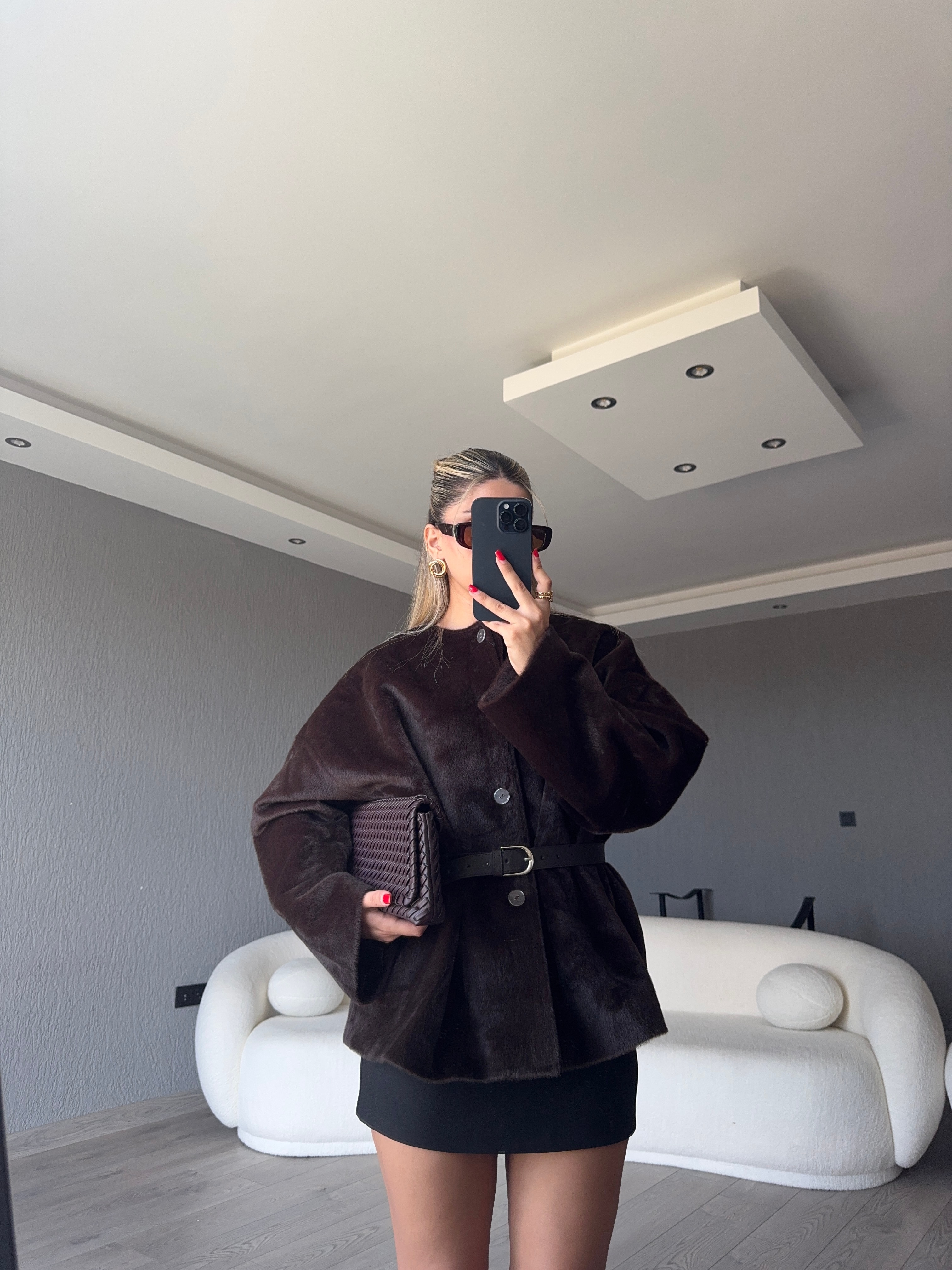 OVERSİZE KEMER DETAYLI KÜRK CEKET