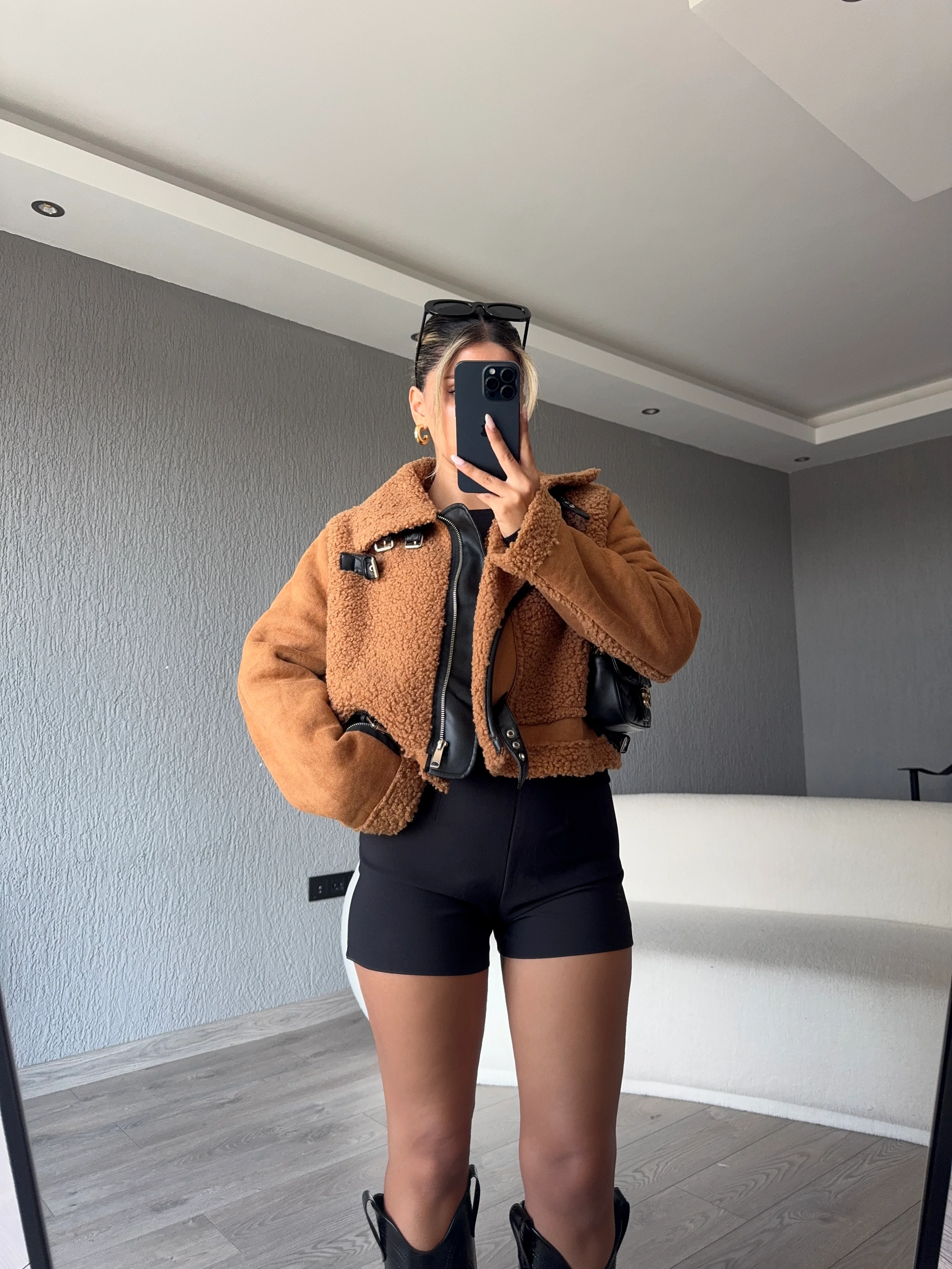 PELUŞ DETAYLI SÜET CEKET