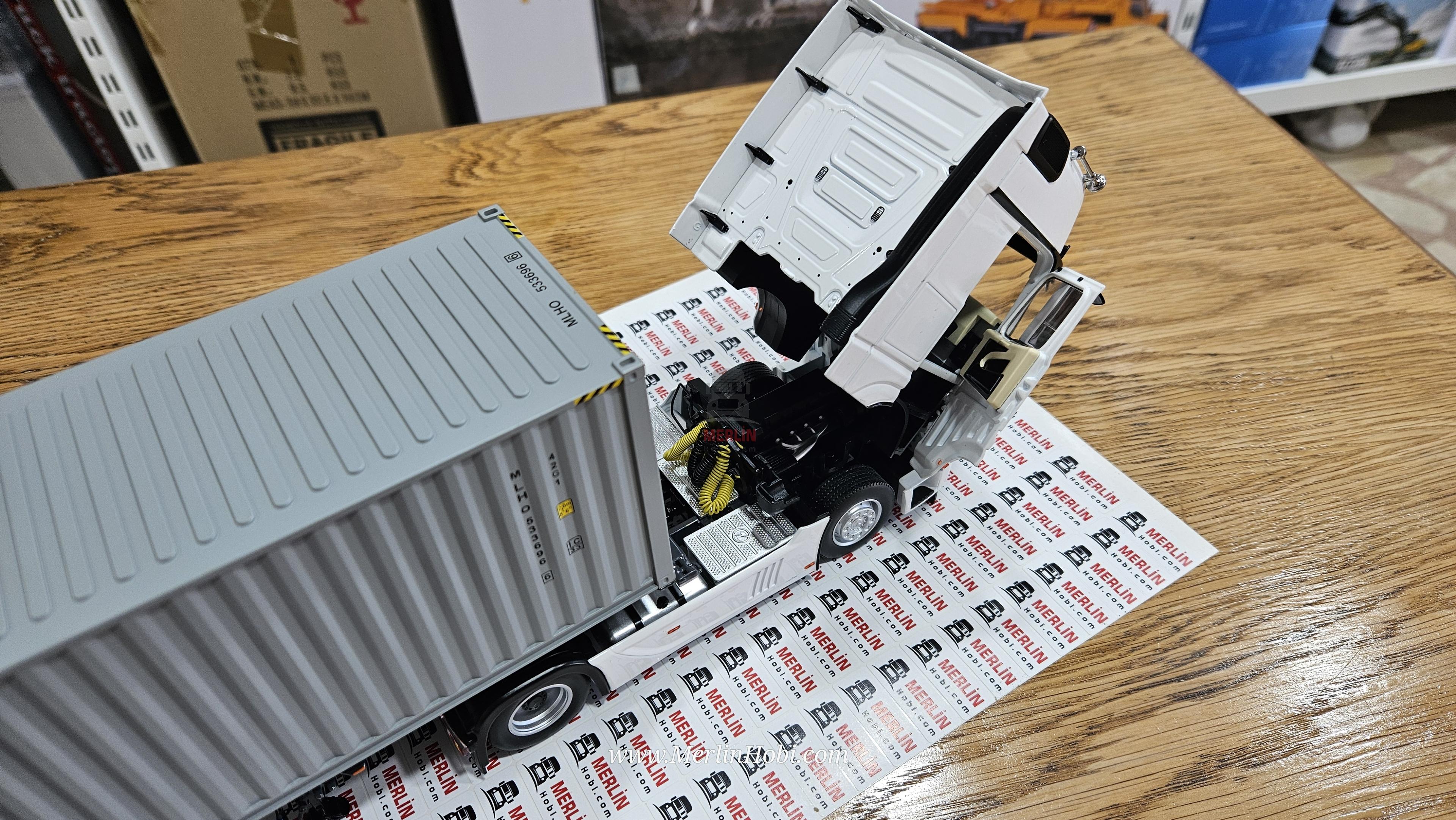 1/32 Marge Mercedes Actros 4x2 + 40ft Gri Konteyner Dorse