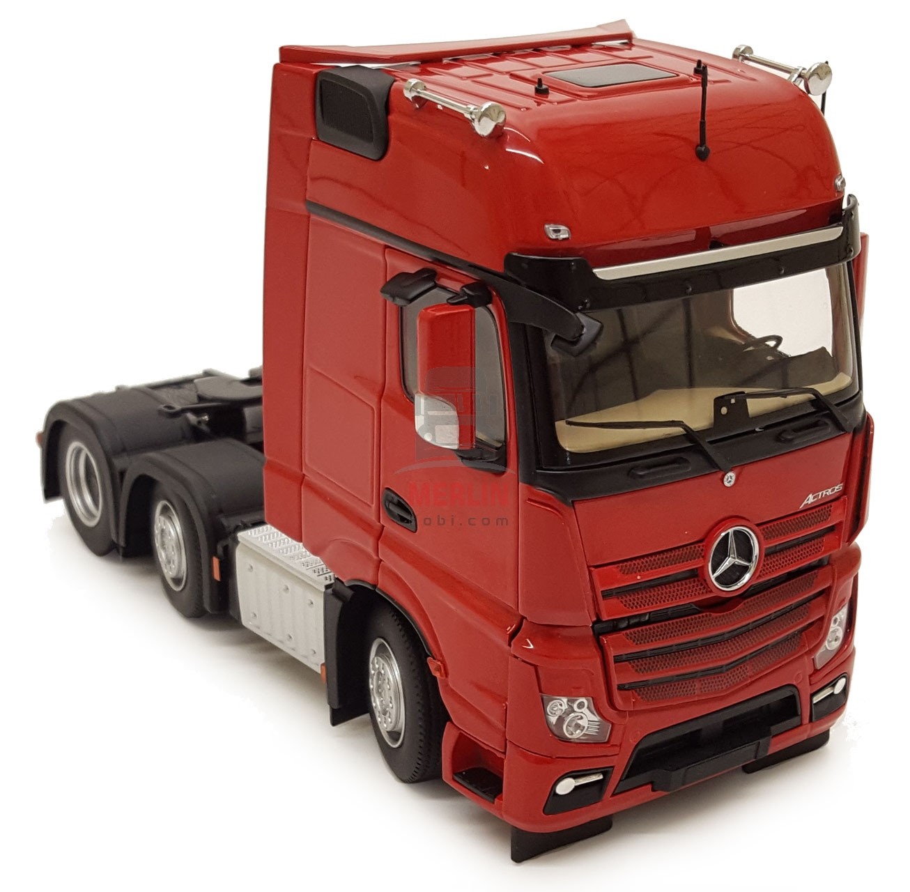 1/32 Marge Mercedes Actros Gigaspace 6x2 - Kırmızı Renk