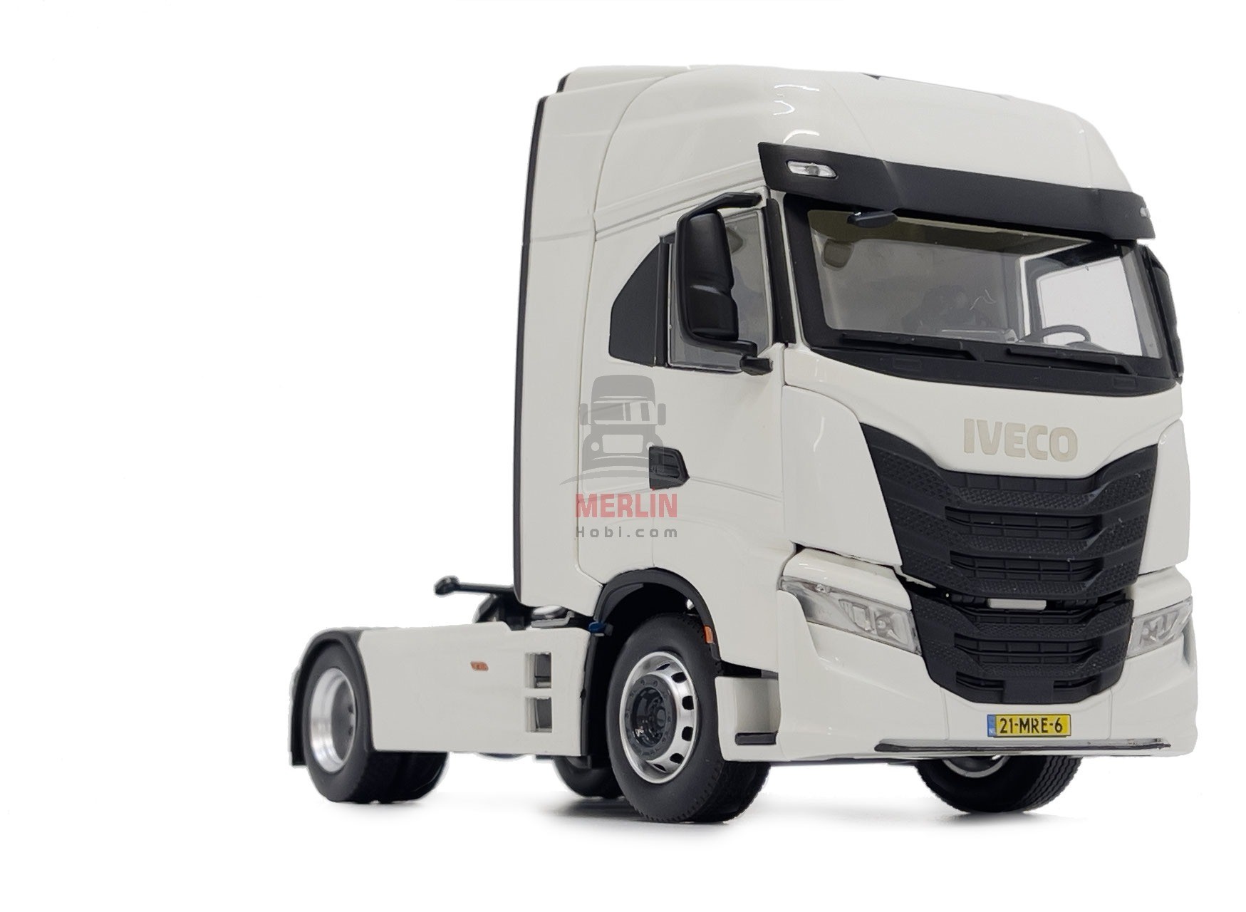 1/32 Marge İveco S-way 4x2 Beyaz Renk Sway