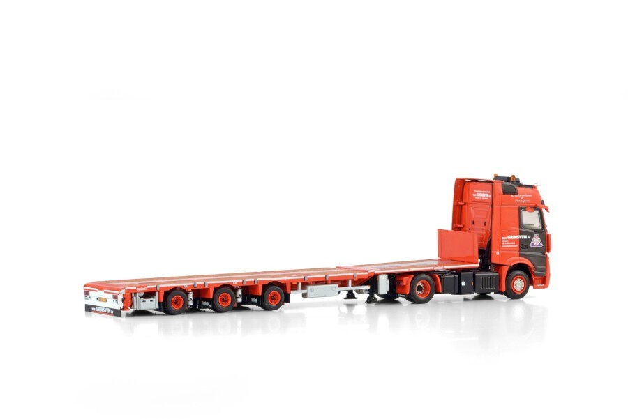 1/50 Van Grinsven; MERCEDES-BENZ ACTROS MP5 GIGA SPACE 4X2 FLATBED MEGA TRAILER - 3 AXLE - Lowbed
