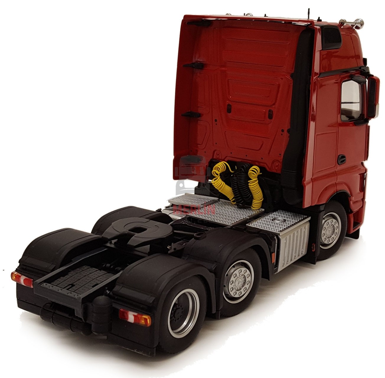 1/32 Marge Mercedes Actros Gigaspace 6x2 - Kırmızı Renk