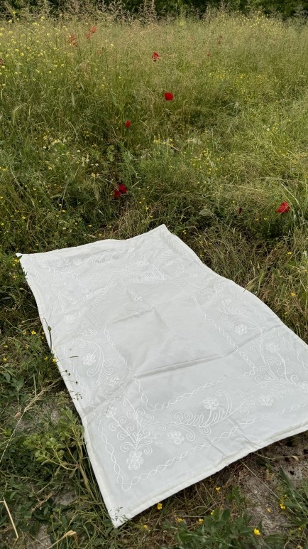 Saf İpek Seccade (işleme detaylı)