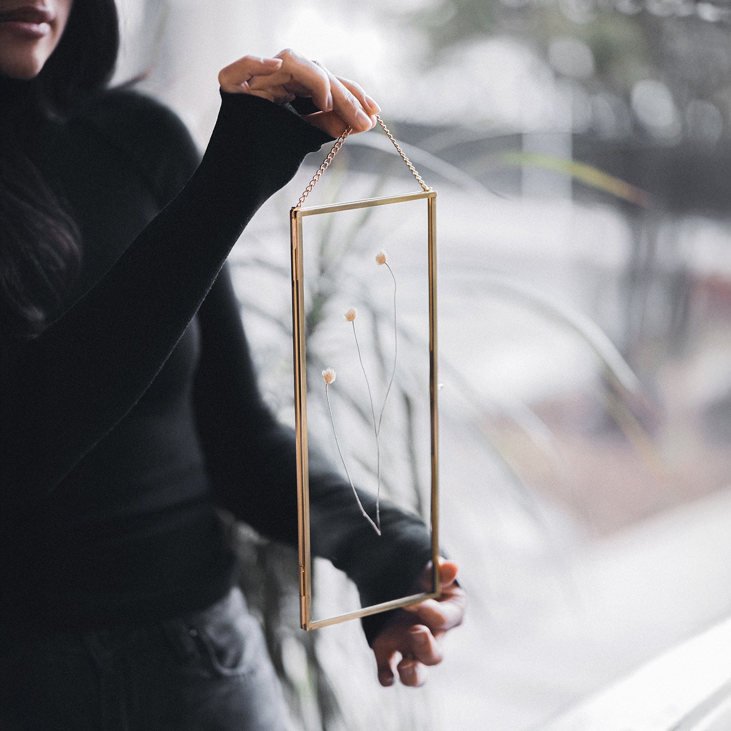 12x4 inch | Picture & Photo Frames | Pressed Dried Flowers | With Chain | Glass | Brass & Gold