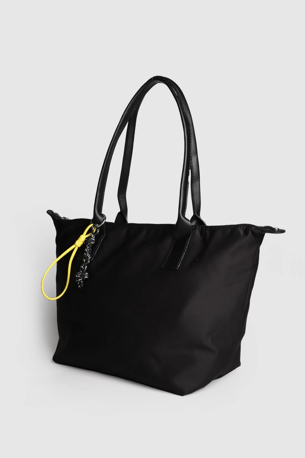 Paraşüt çanta A kalite kadın omuz çantası 650,00 TL