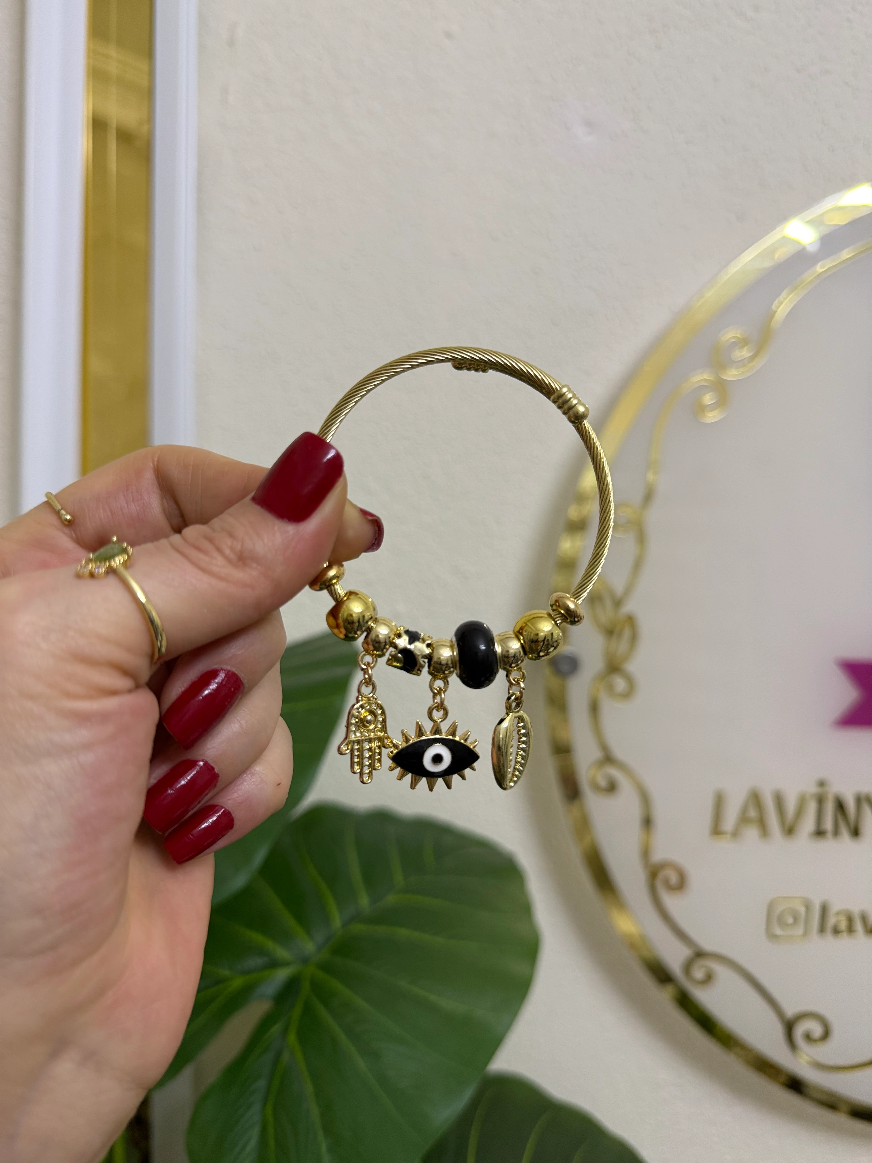 Charmlı bileklik-LAVİNYA