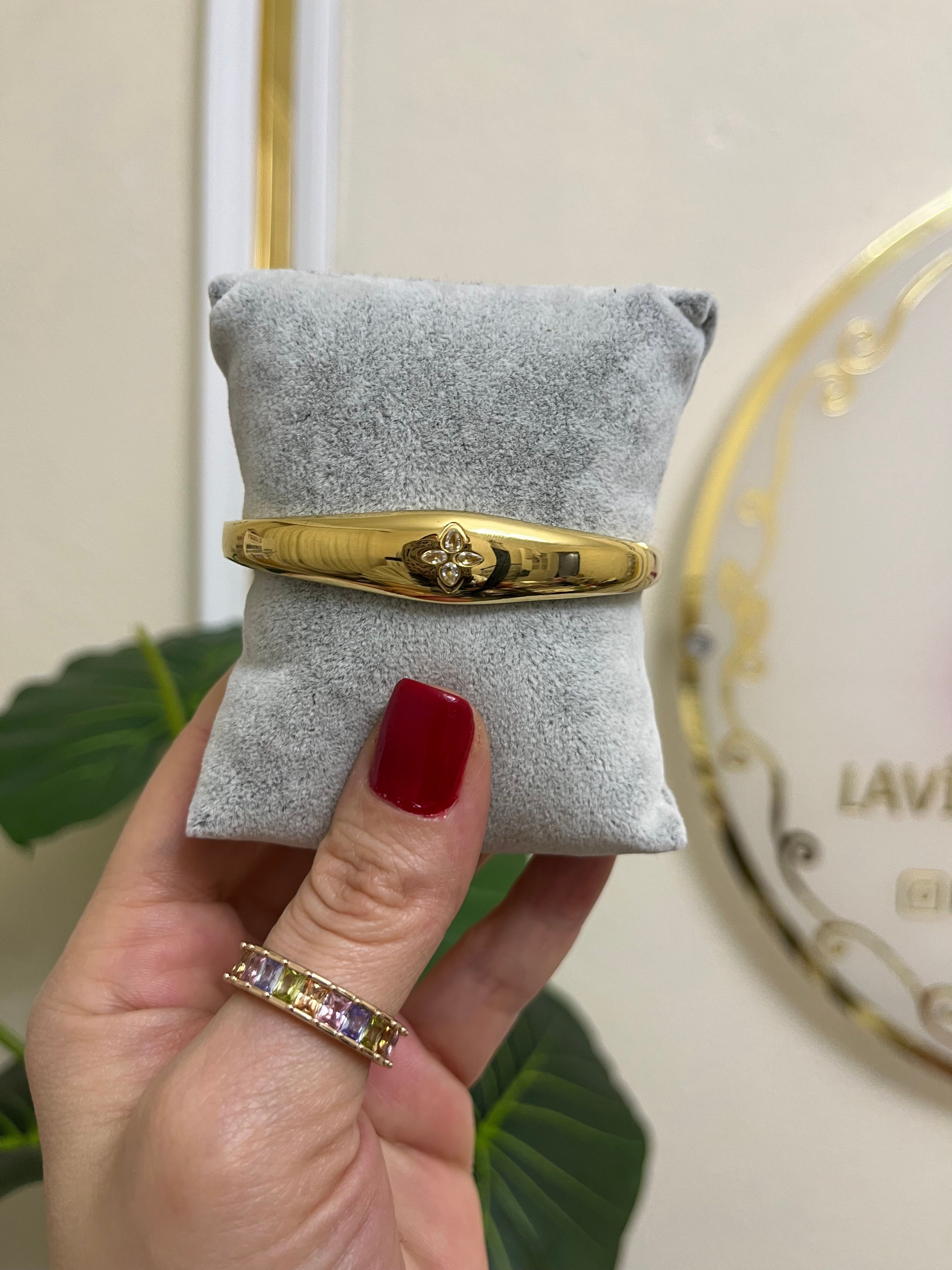 Çiçek motif taşlı kelepçe-LAVİNYA