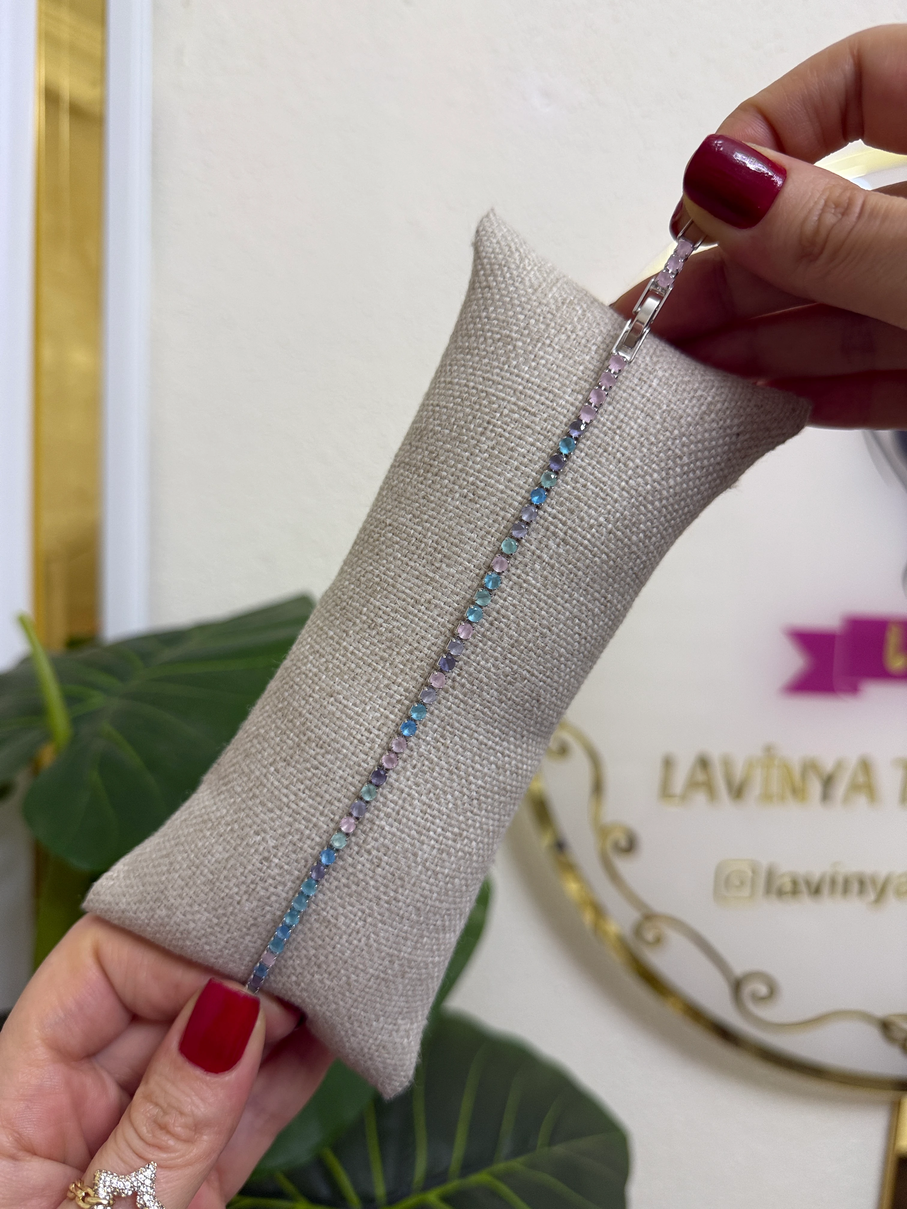 Suyolu özel seri bileklik-LAVİNYA