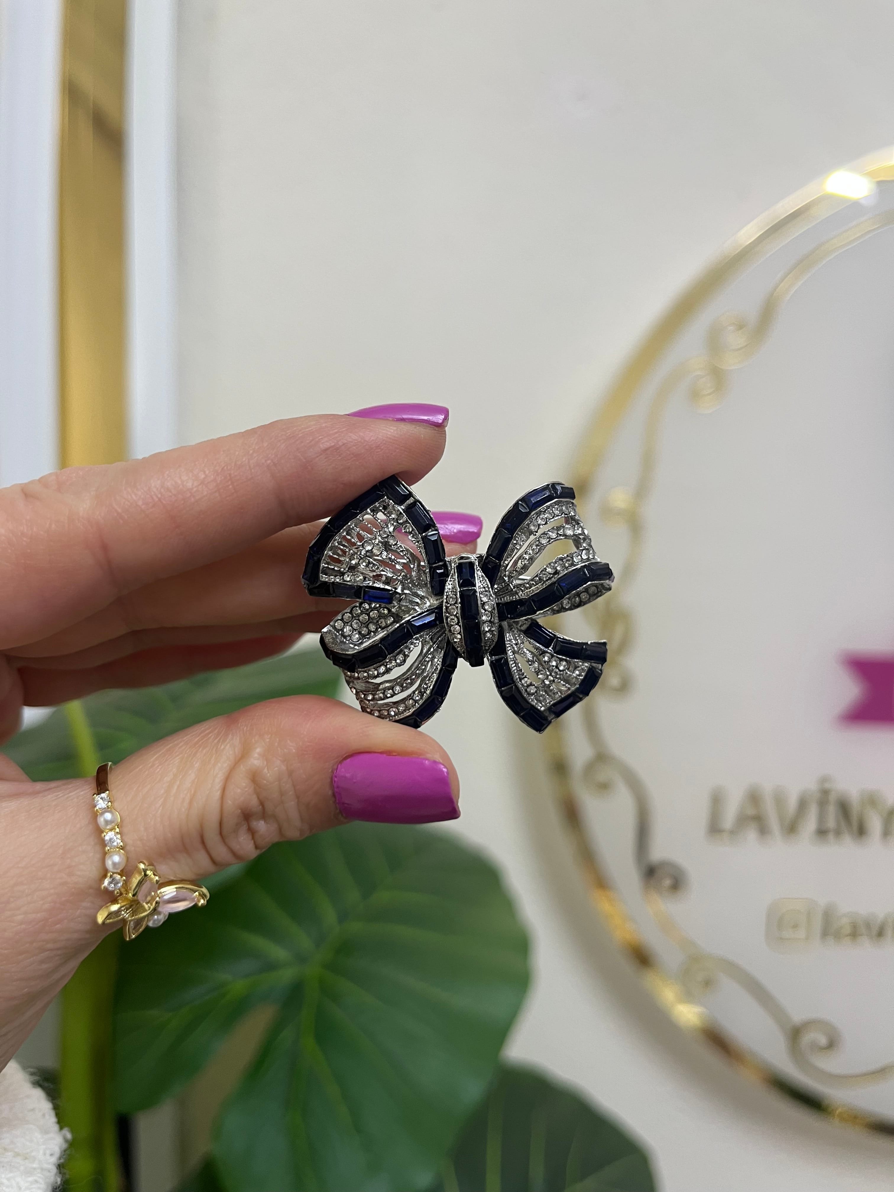 Fiyonk premium broş-LAVİNYA