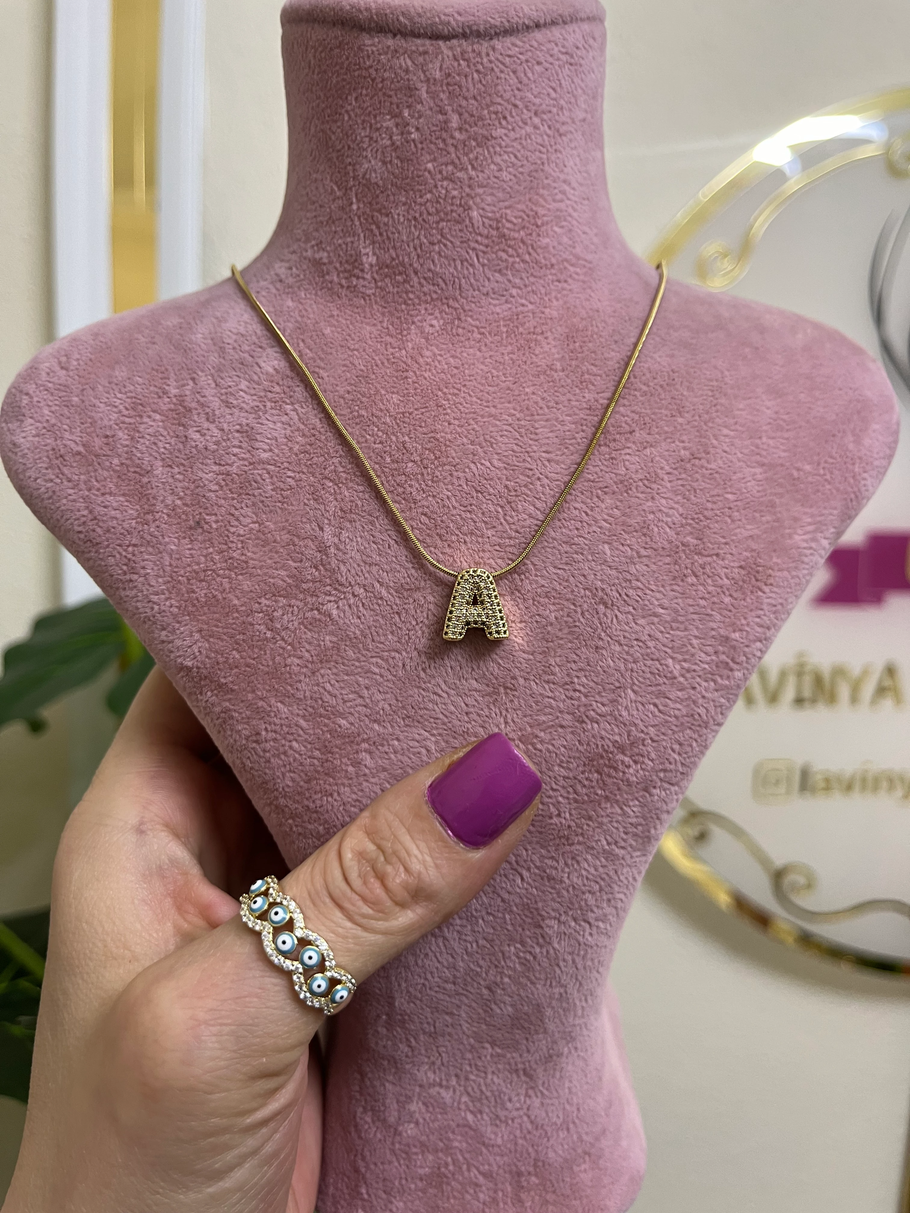 A harfi taşlı harf kolye-LAVİNYA