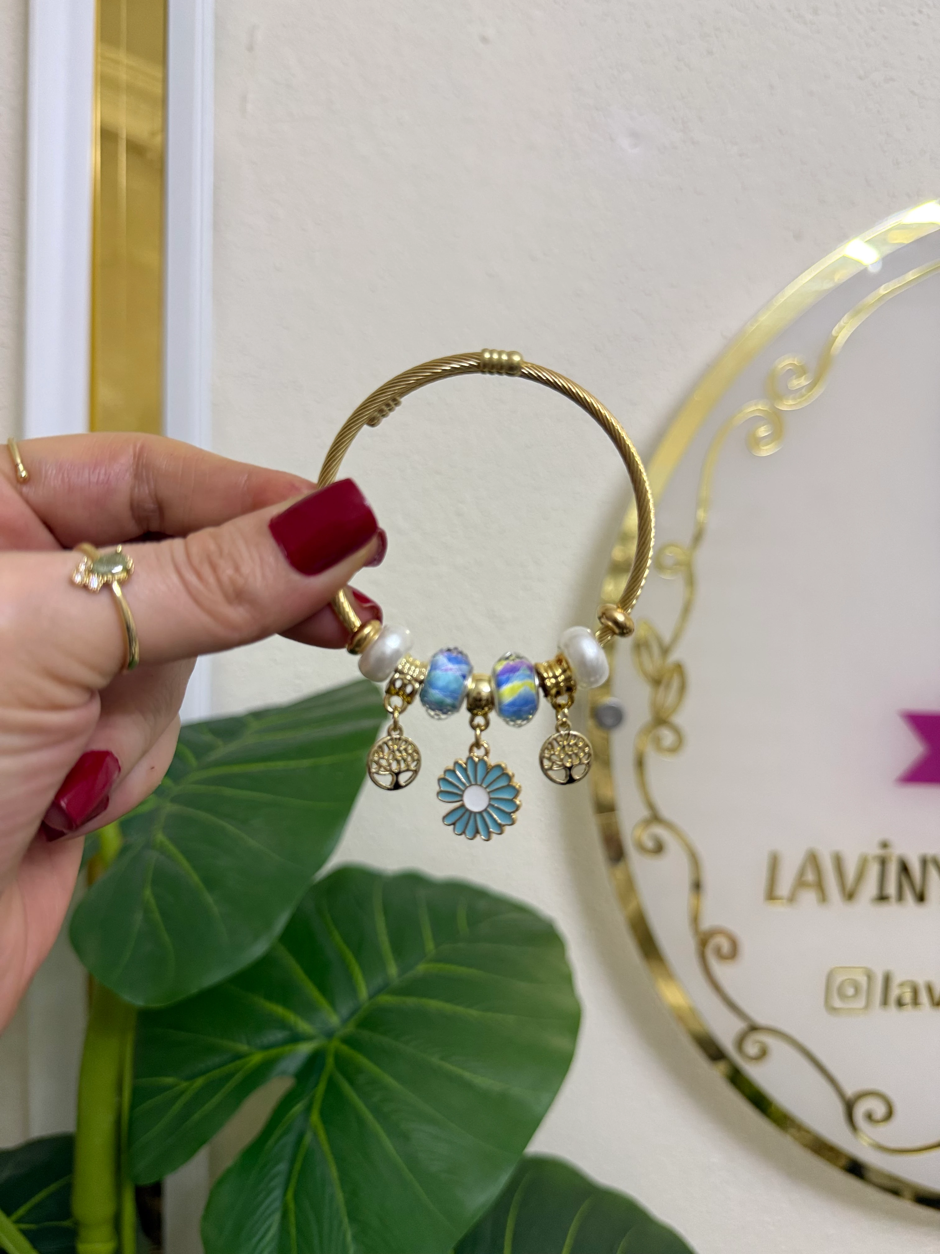 Charmlı bileklik-LAVİNYA