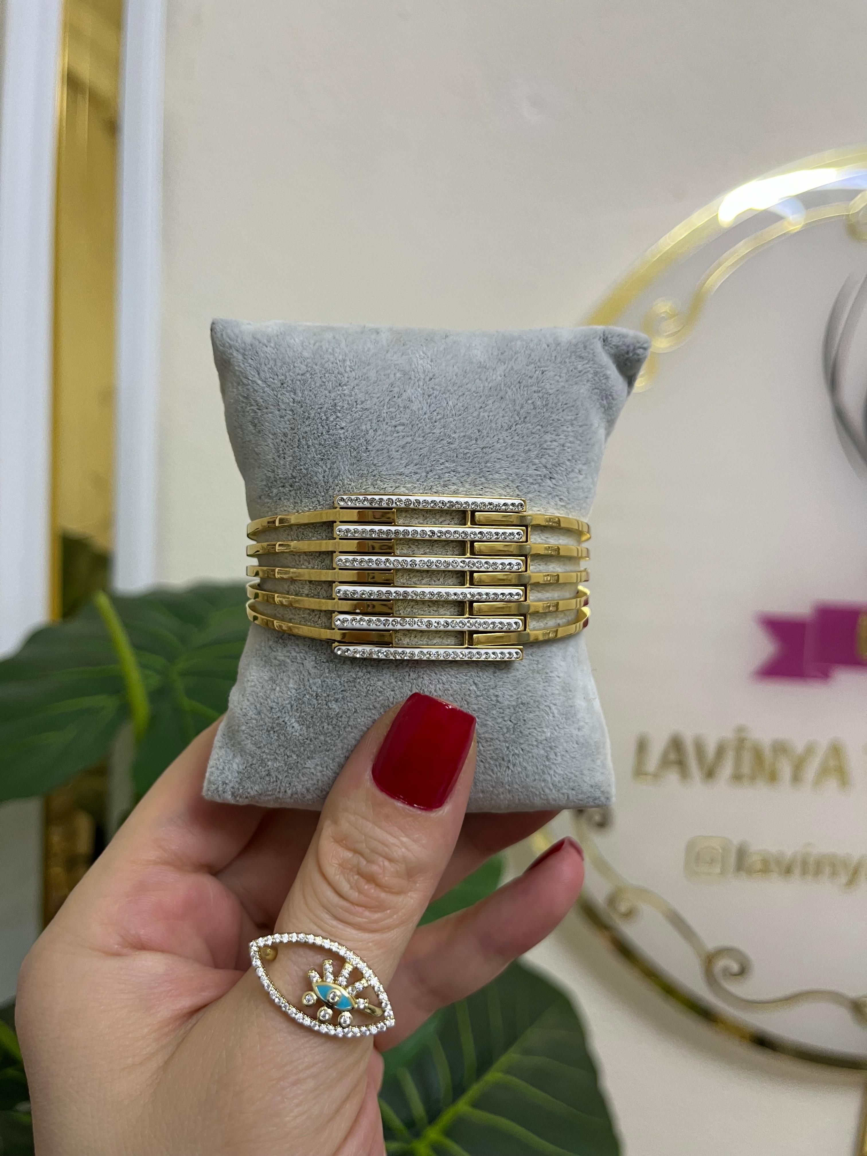 Taşlı kaburga kelepçe-LAVİNYA