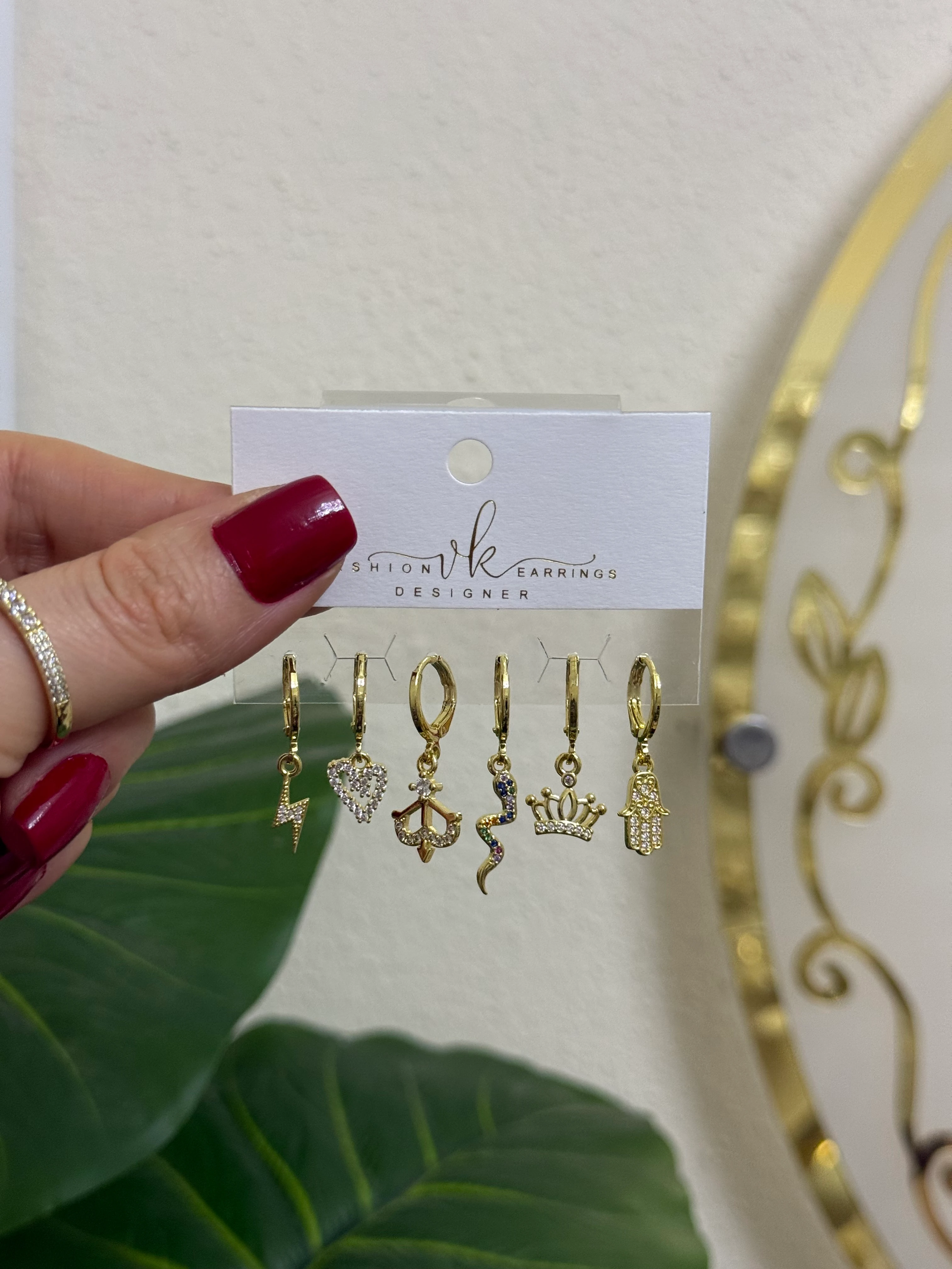 Özel seri çoklu küpe-LAVİNYA