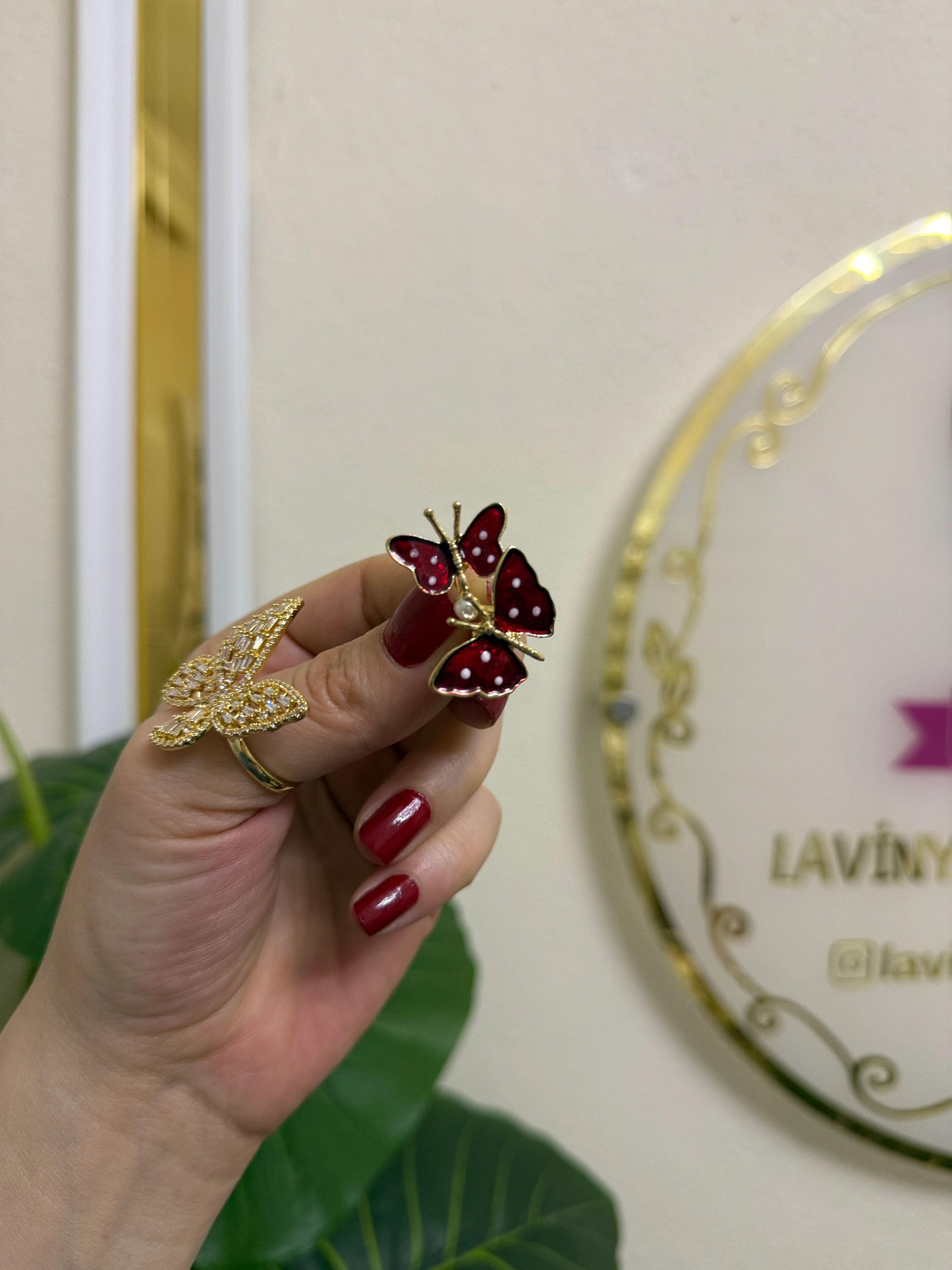 Premium broş-LAVİNYA