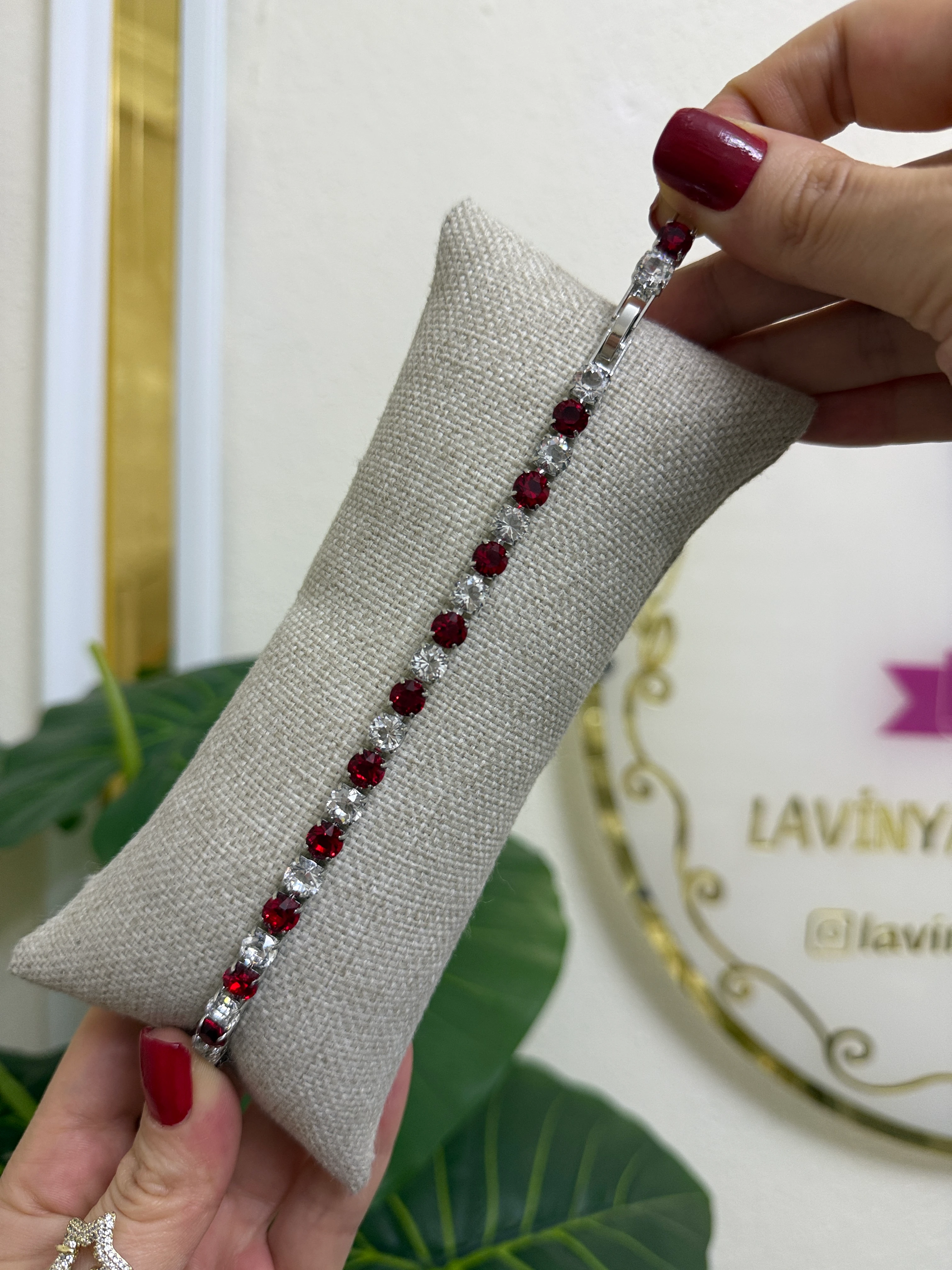 Suyolu çelik bileklik-LAVİNYA