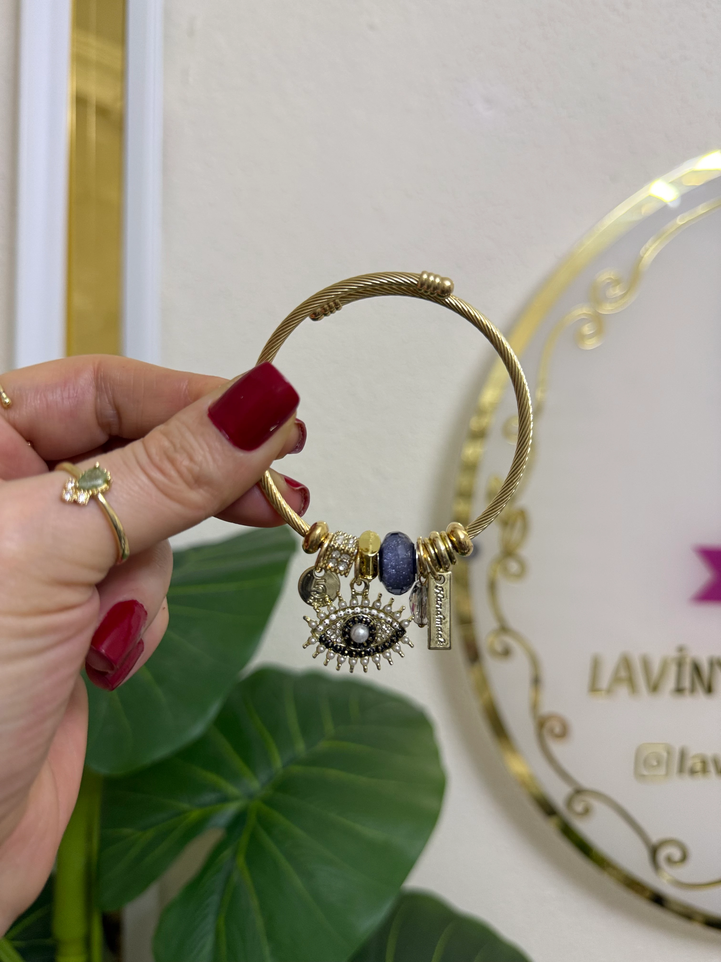 Charmlı bileklik-LAVİNYA