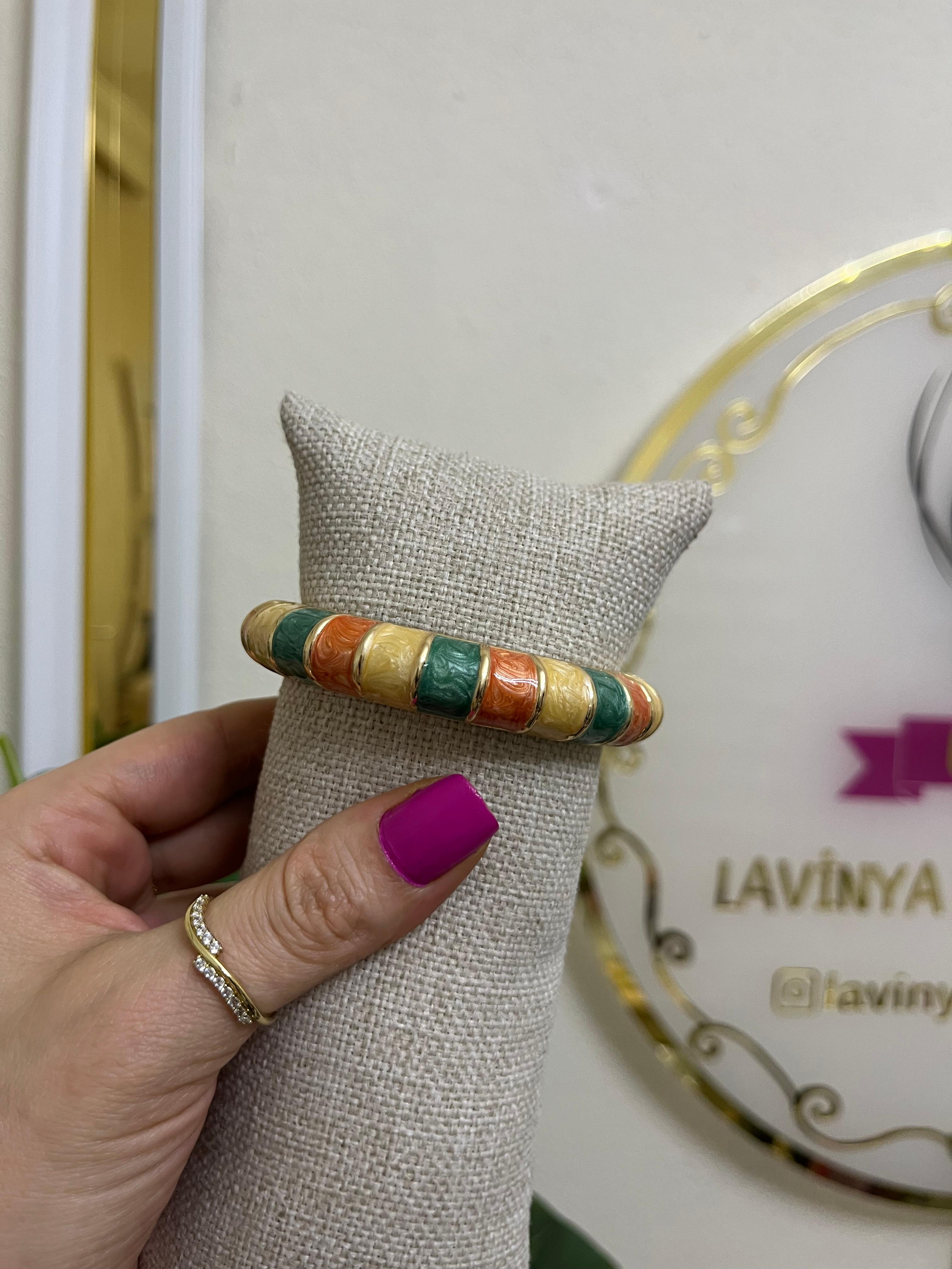 Mineli kelepçe-LAVİNYA