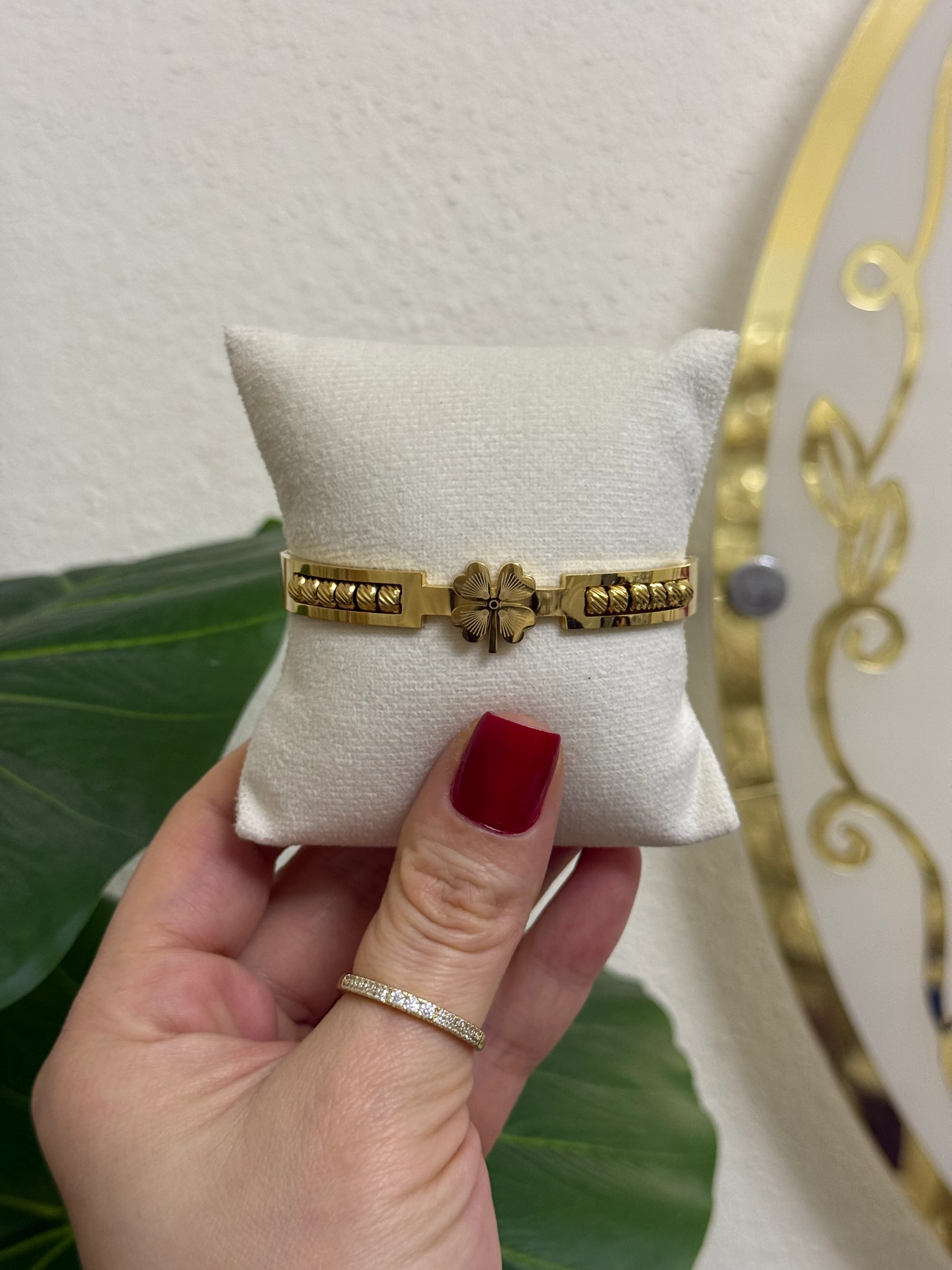 14k çelik yonca dorika kelepçe-LAVİNYA