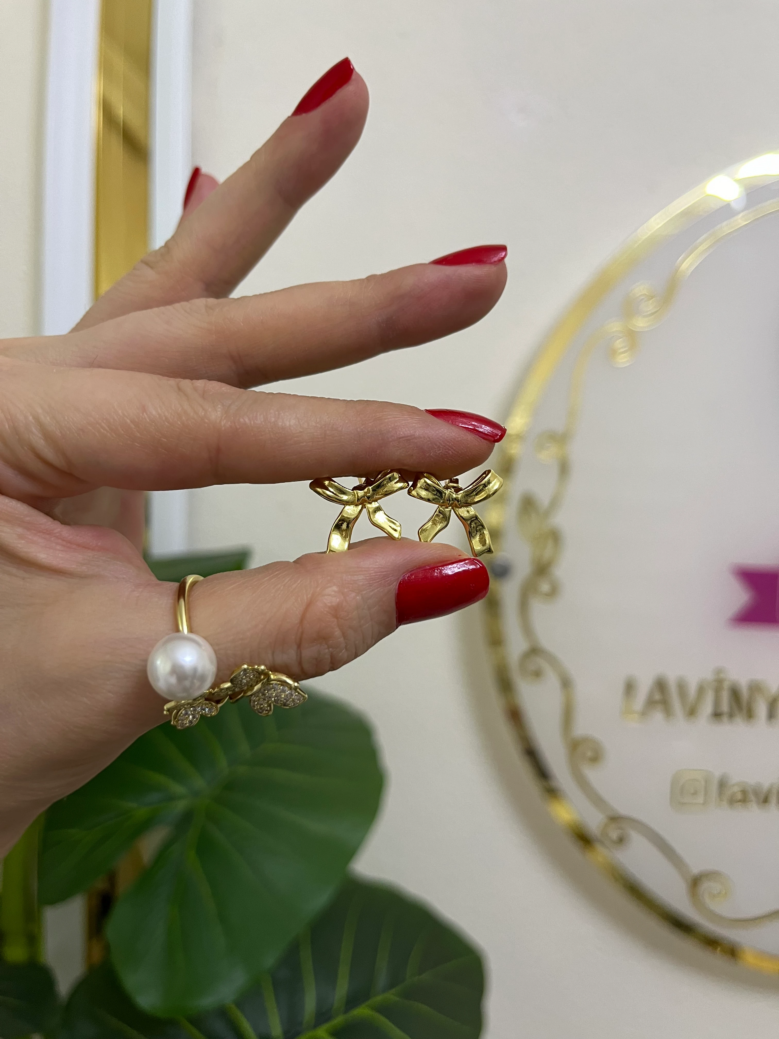 Fiyonk çelik küpe-LAVİNYA