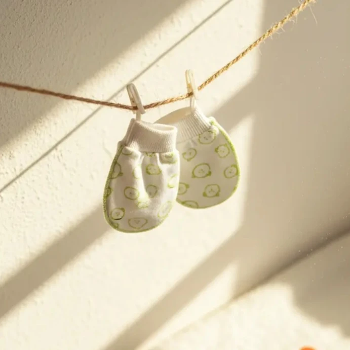 Desenli Pamuk Bebek Eldiveni