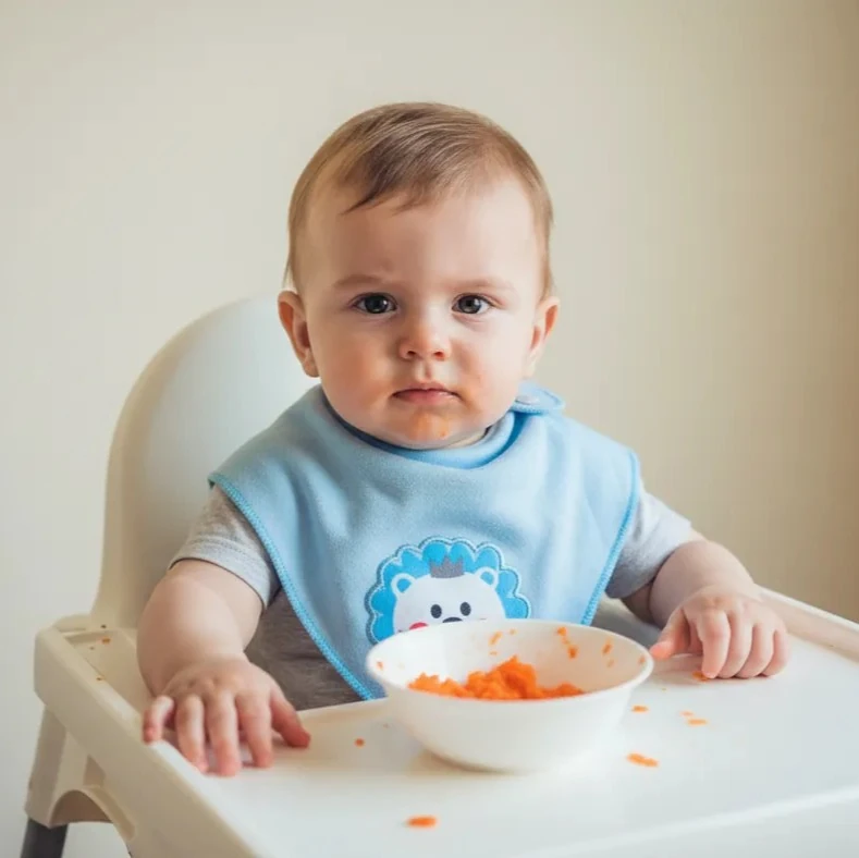 Su Geçirmez Bebek Mama Önlüğü