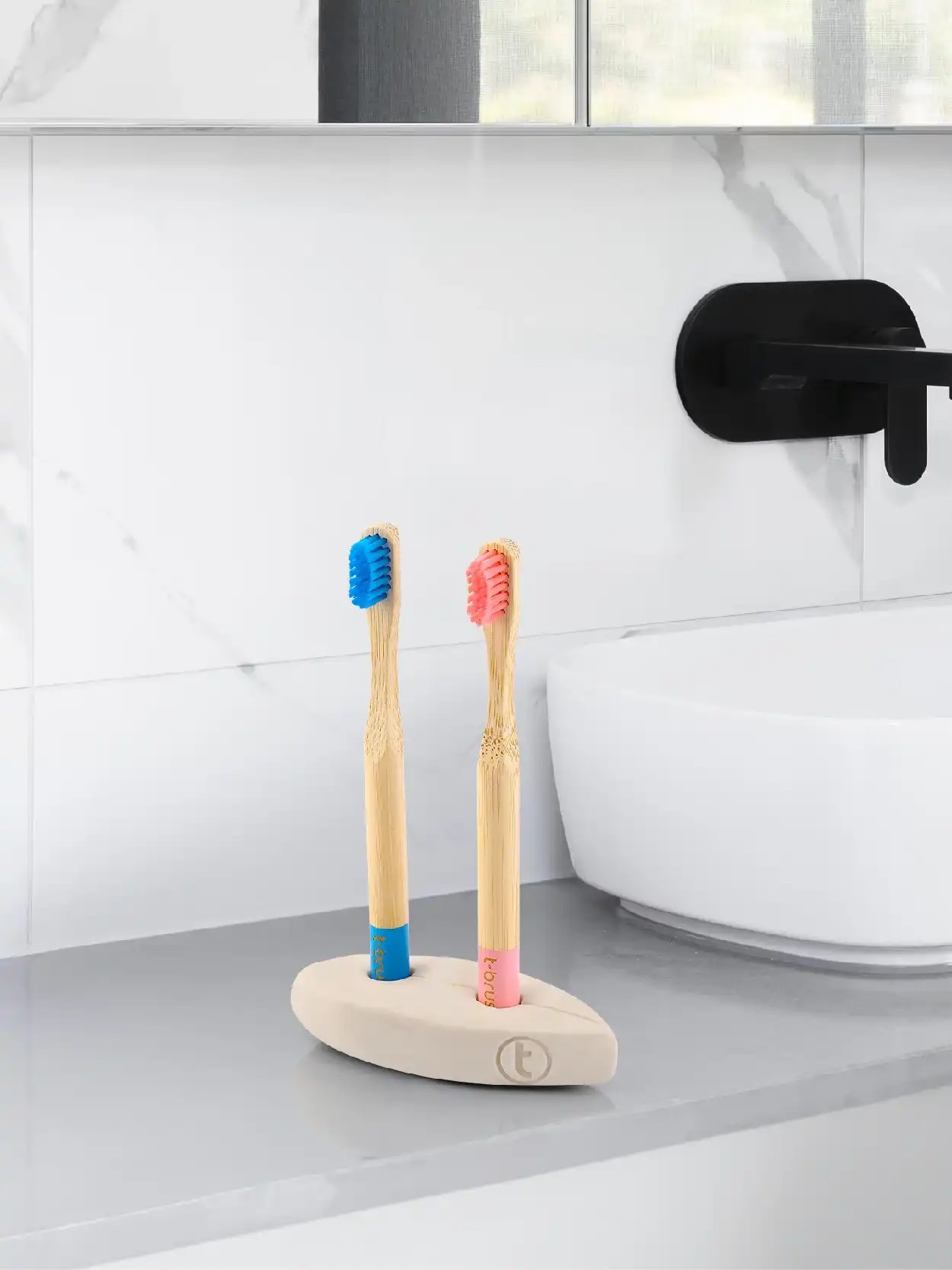 T-Brush - Dekoratif Modern ikili Yaprak Desenli Diş Fırçası Standı