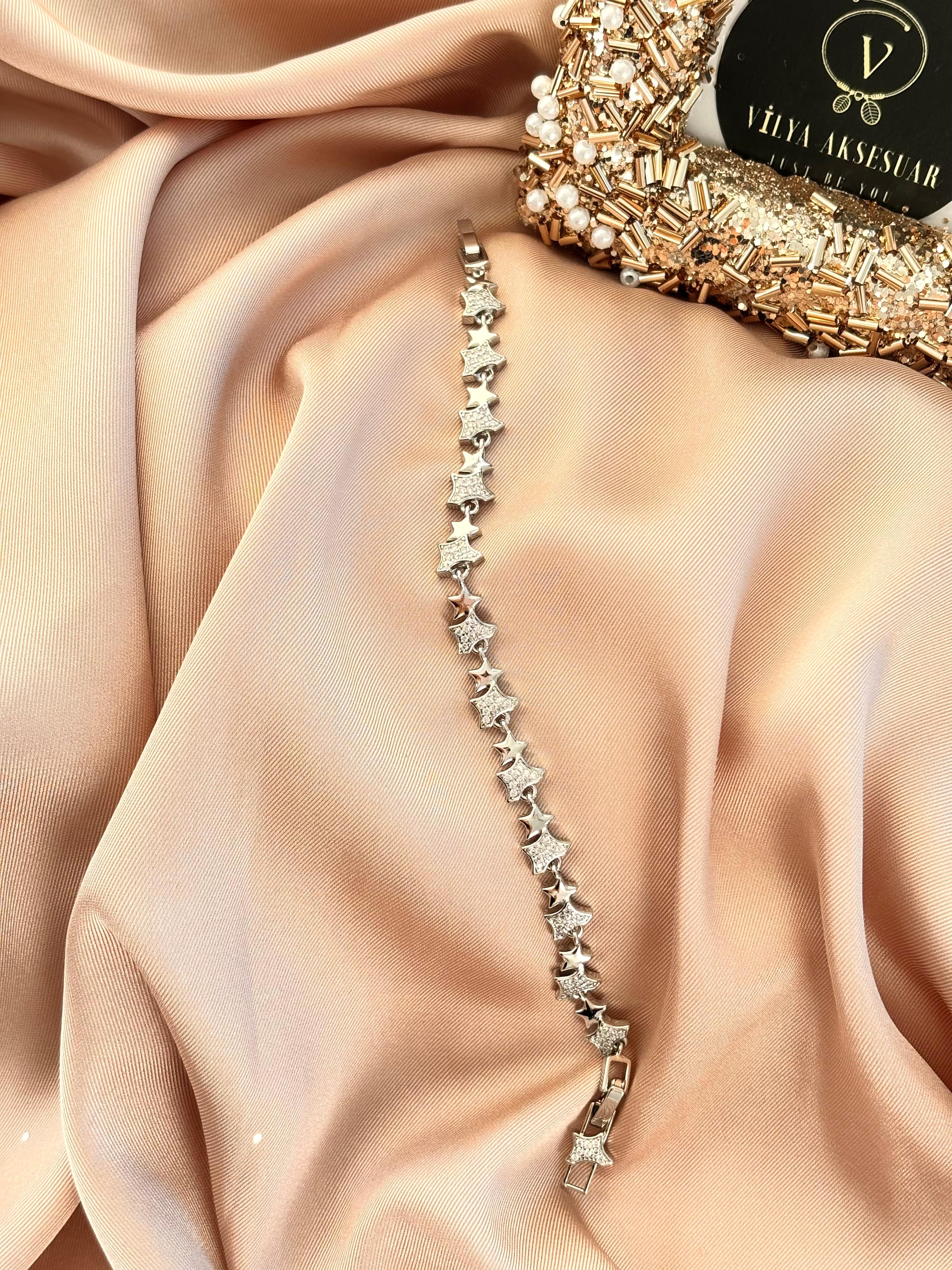 Taşlı Yıldız Gümüş Bileklik