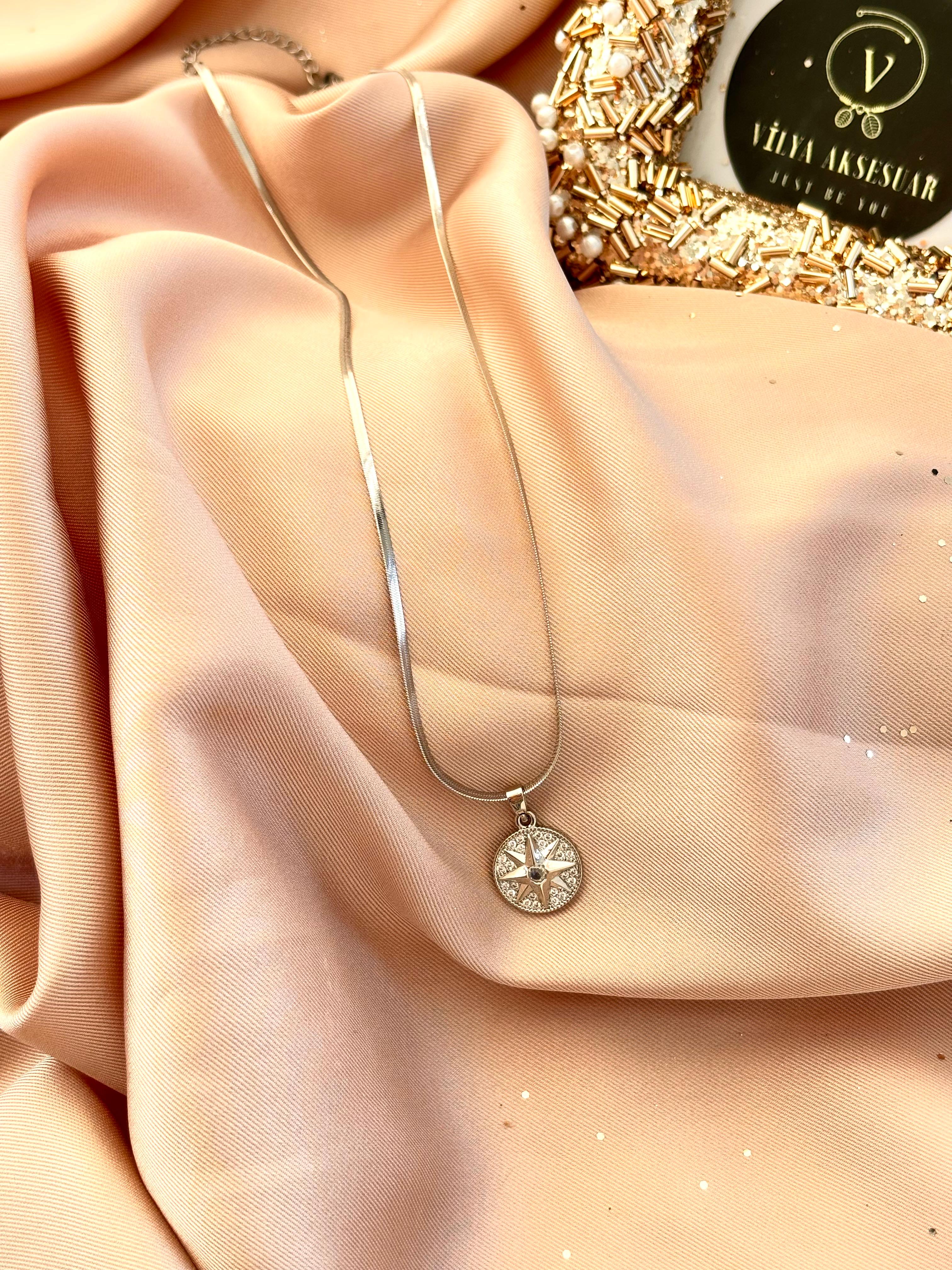 Kutup Yıldızı Gümüş Kolye