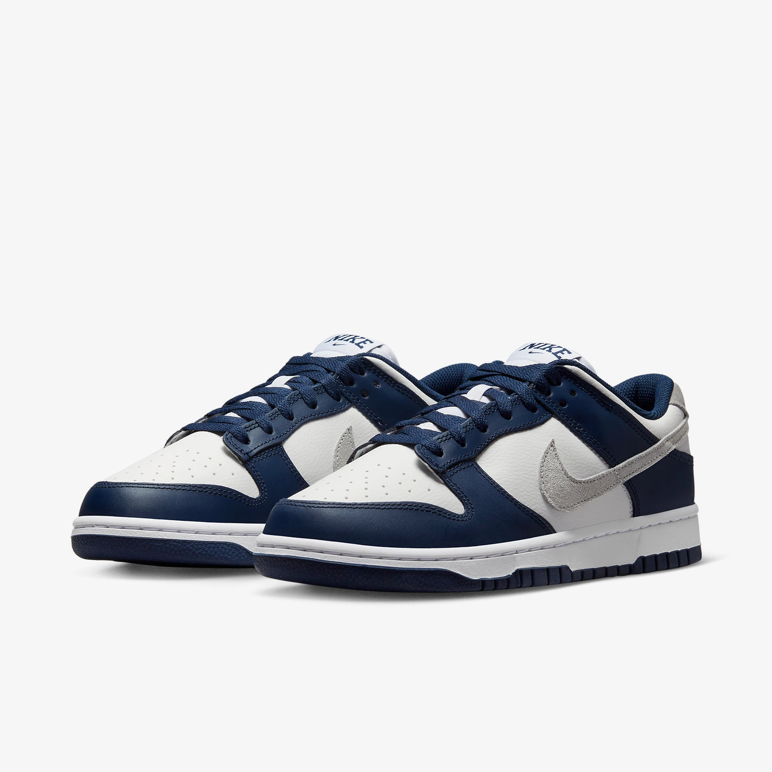 Dunk Low Summit White Midnight Navy