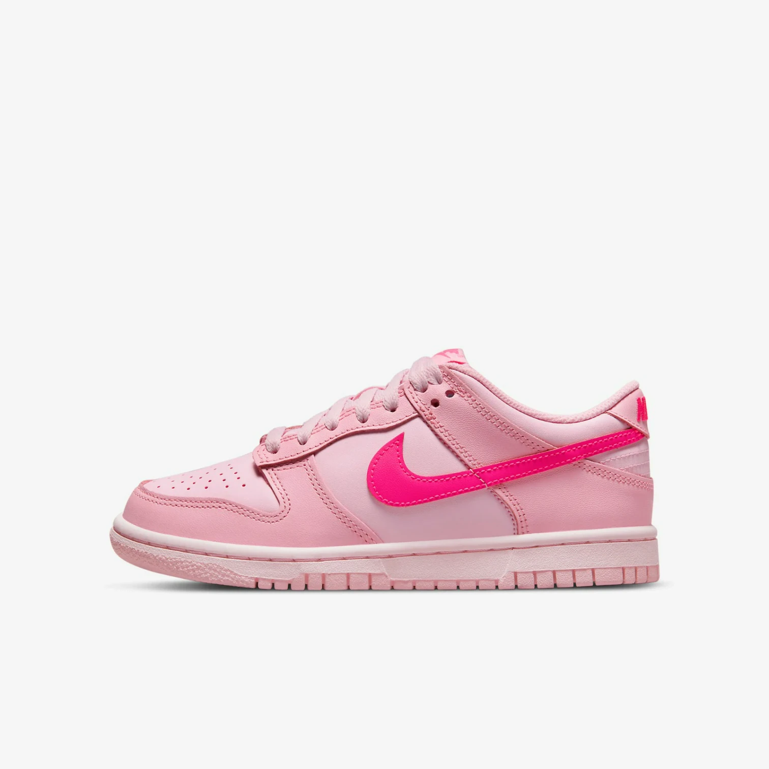 Dunk Low Triple Pink
