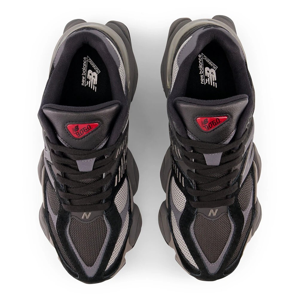 9060 Black