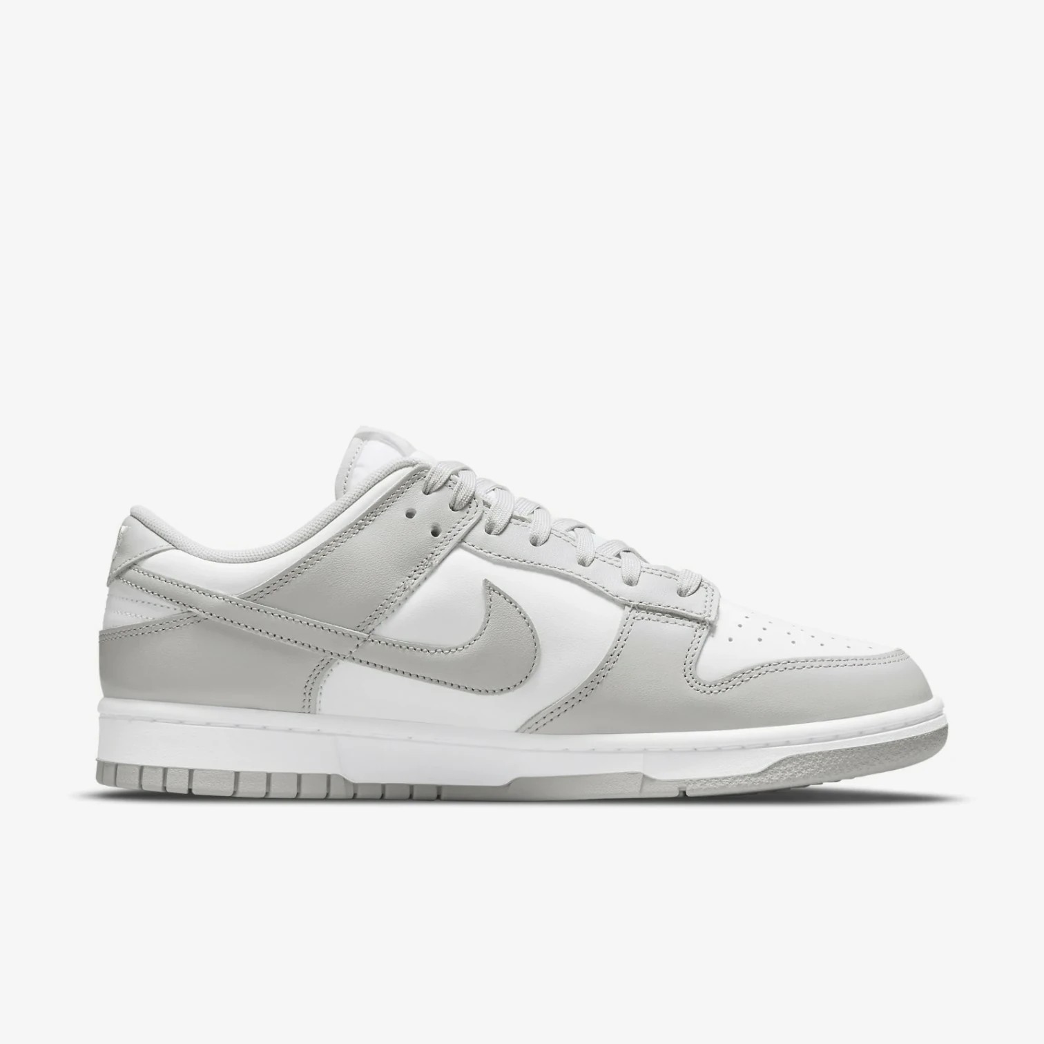 Dunk Low “Grey Fog”