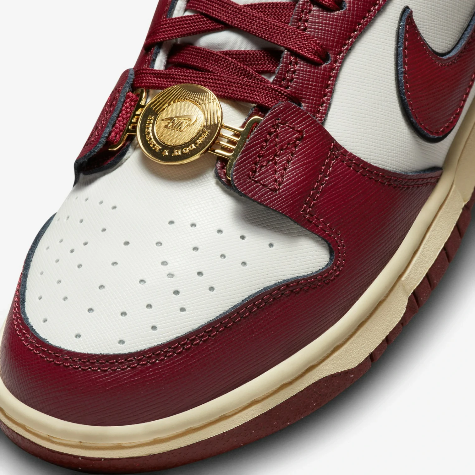 Dunk Low SE Just Do It Sail Team Red