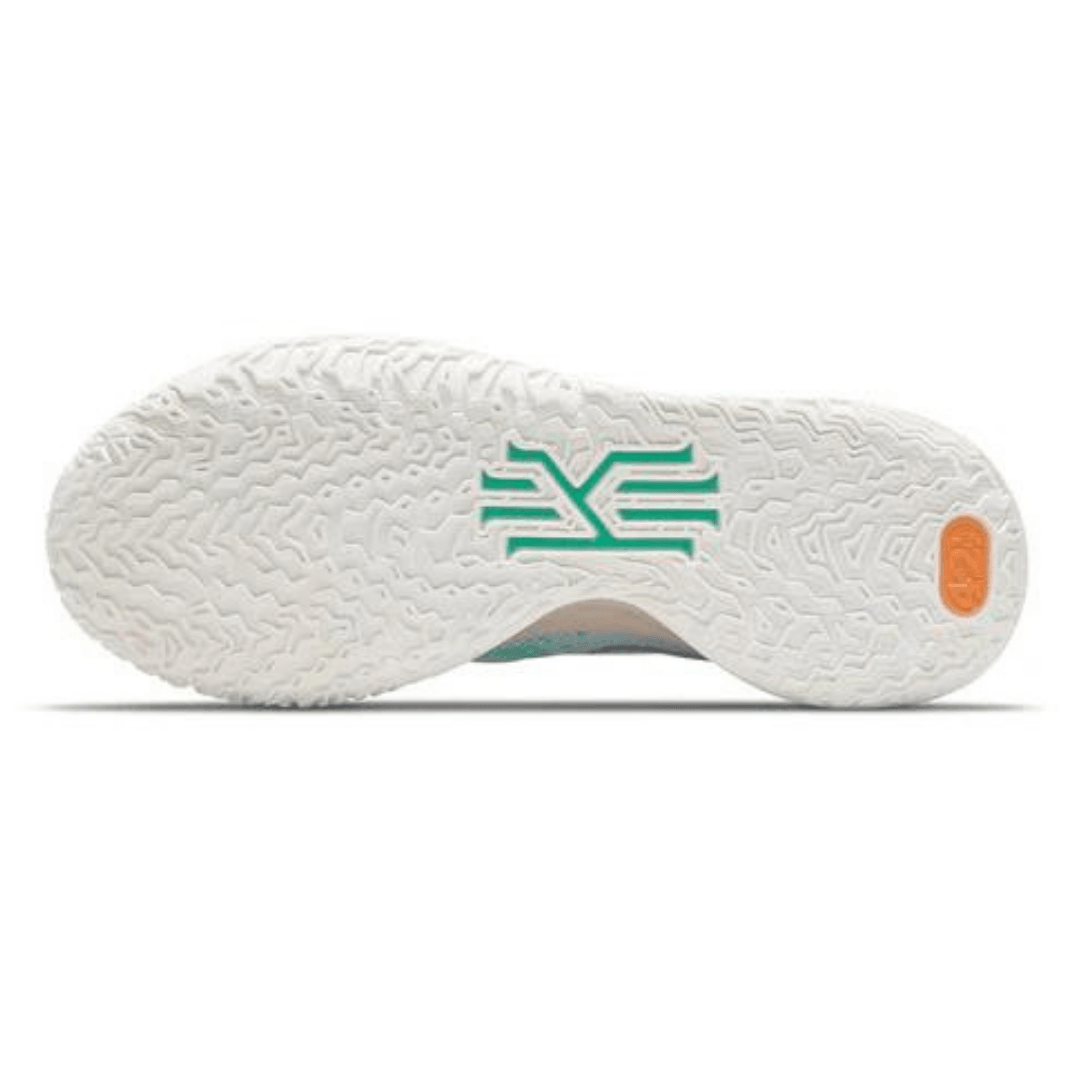  Kyrie 7