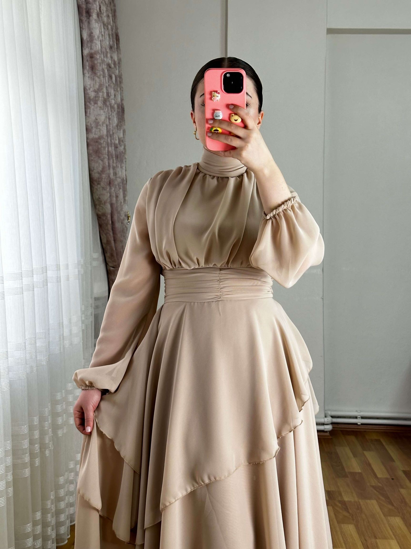 Eteği Kat Kat Astarlı Tül Elbise