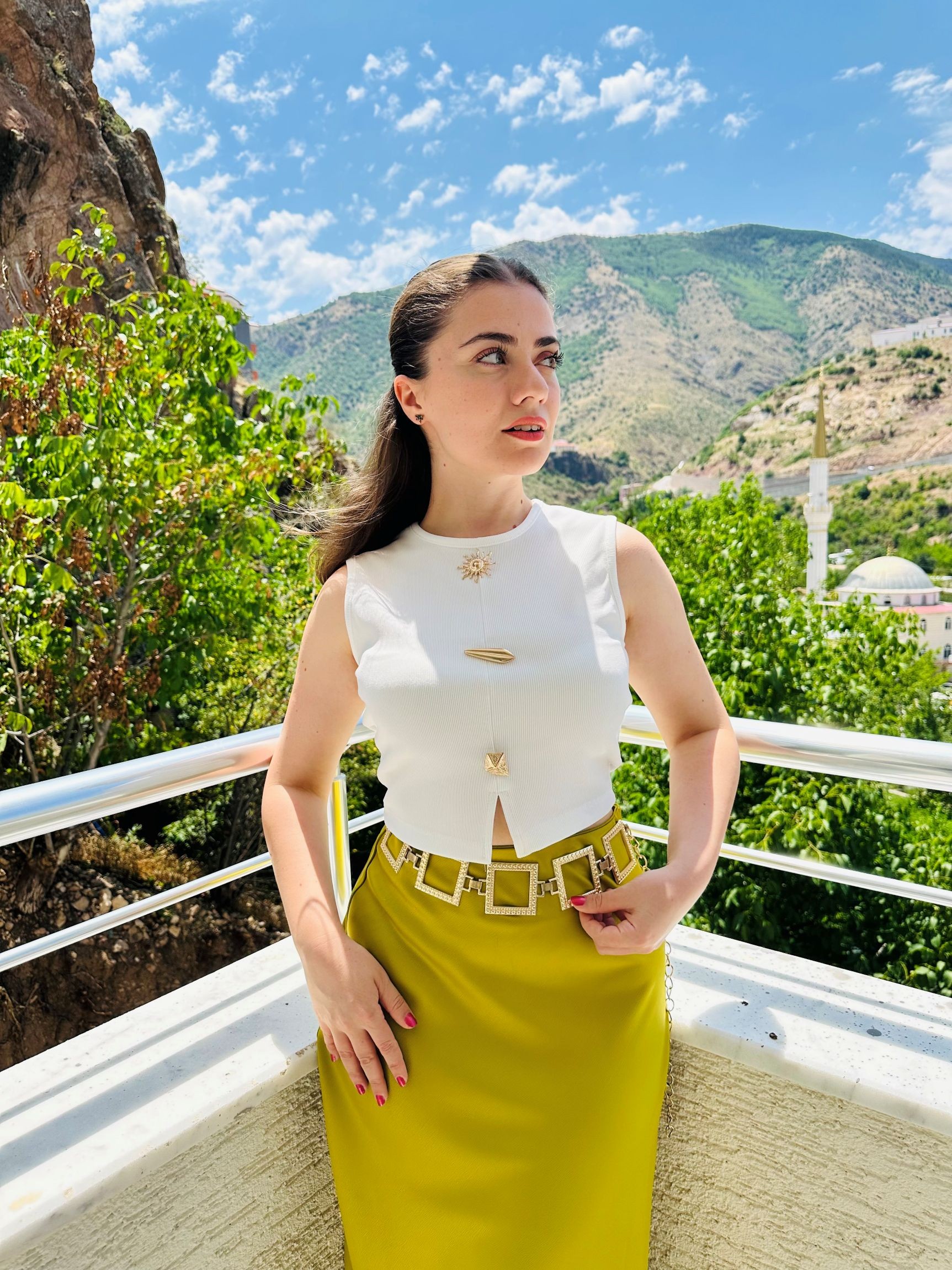 Kare Gold Detaylı Zincir Kemer