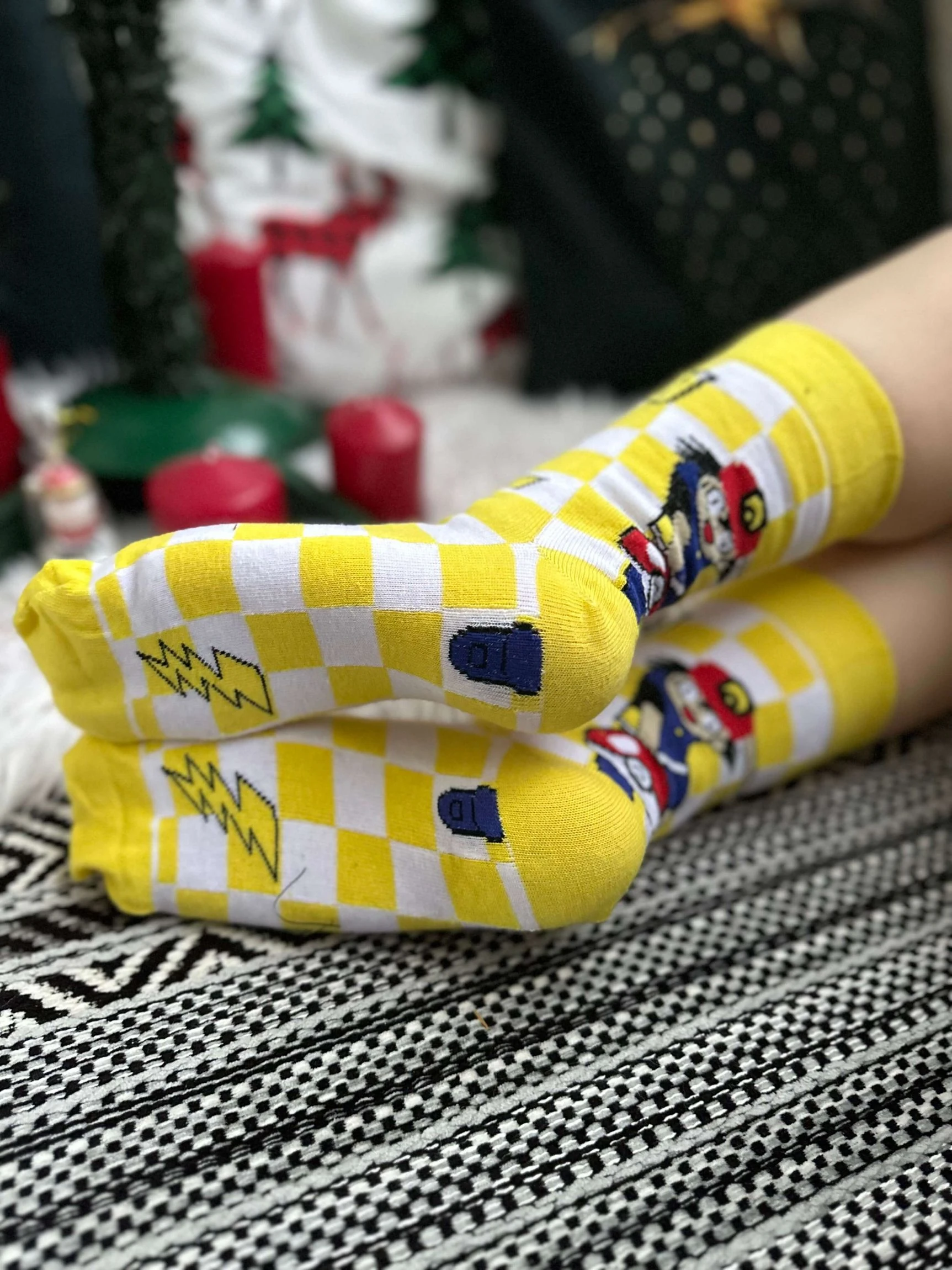 Sarı Kareli Pokemon Çorabı