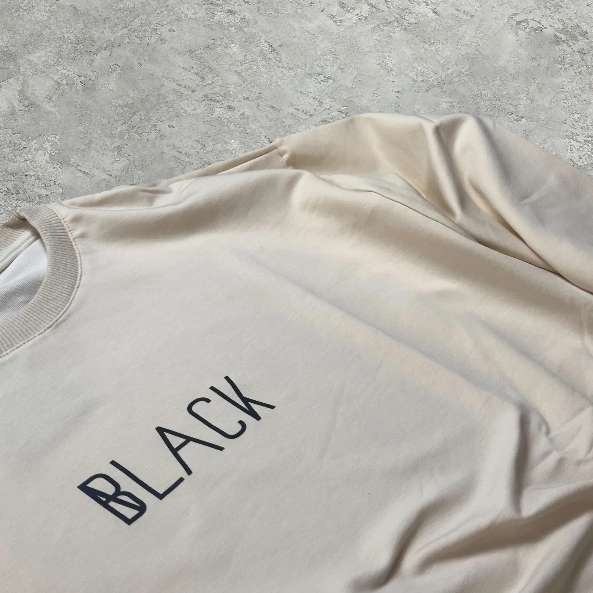 BLACK Baskılı Kehribar Renk Oversize Sweatshirt UNISEX