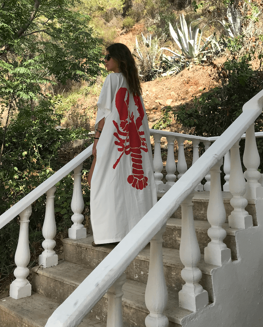 Istakoz Yengeç Desenli Uzun Beyaz Keten Kimono – Unisex Kaftan Elbise
