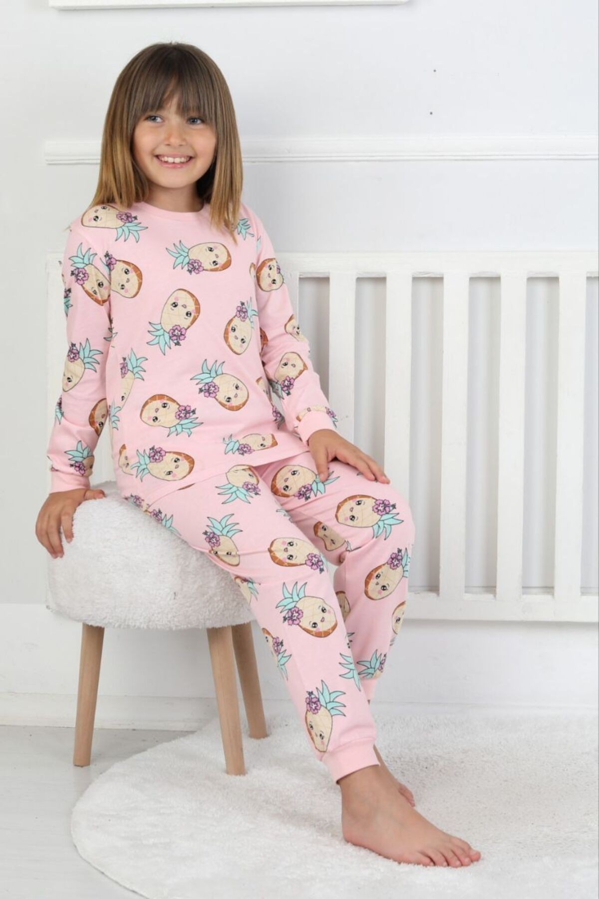 Mevsimlik Ananas Desenli Kız Çocuk Pijama Takımı