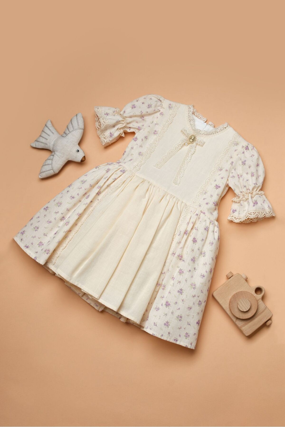 MENEKŞE DESENLİ KIZ COCUK VINTAGE ELBİSE