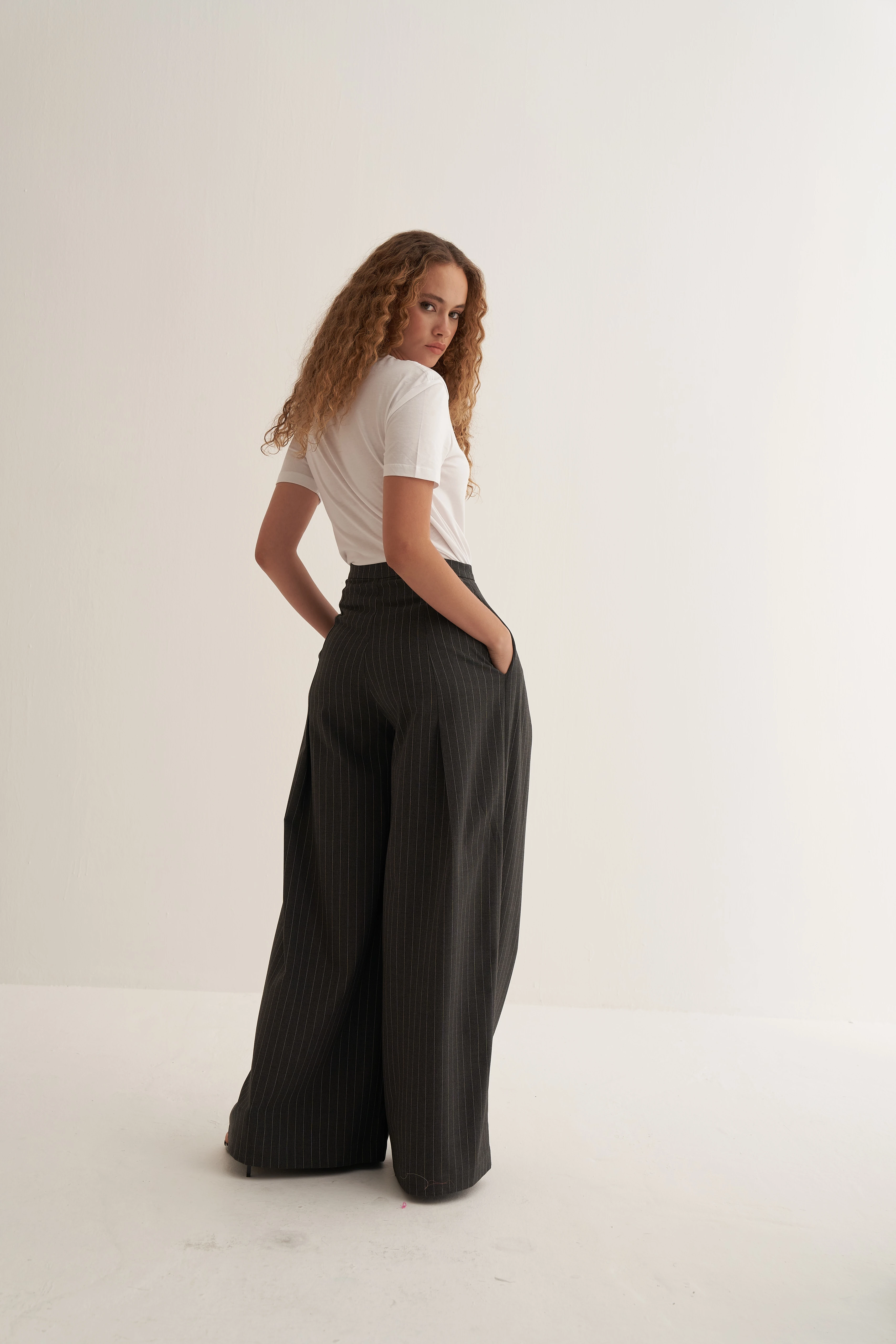 Pileli Füme Pantolon