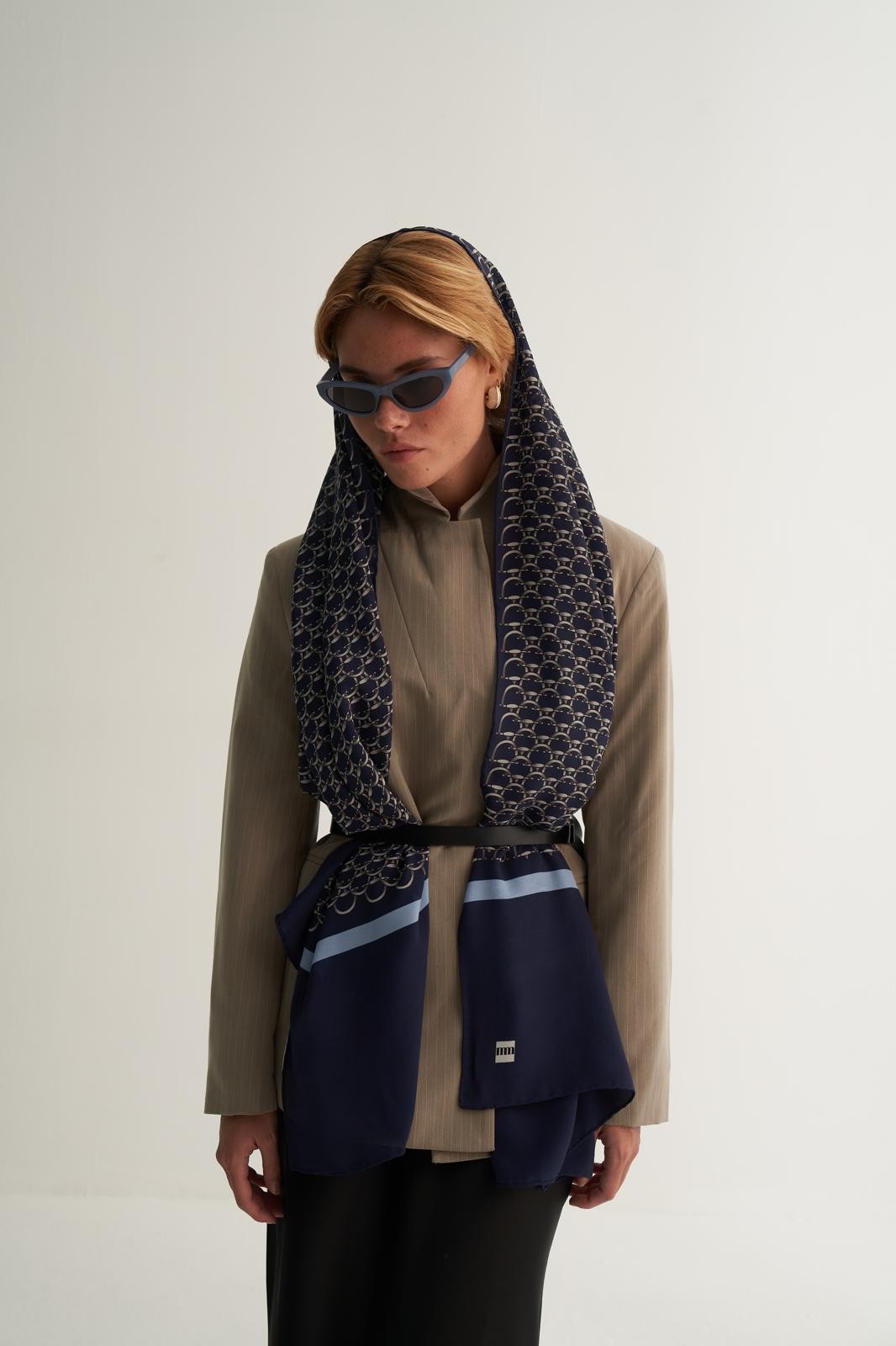 Navy Blue Loop