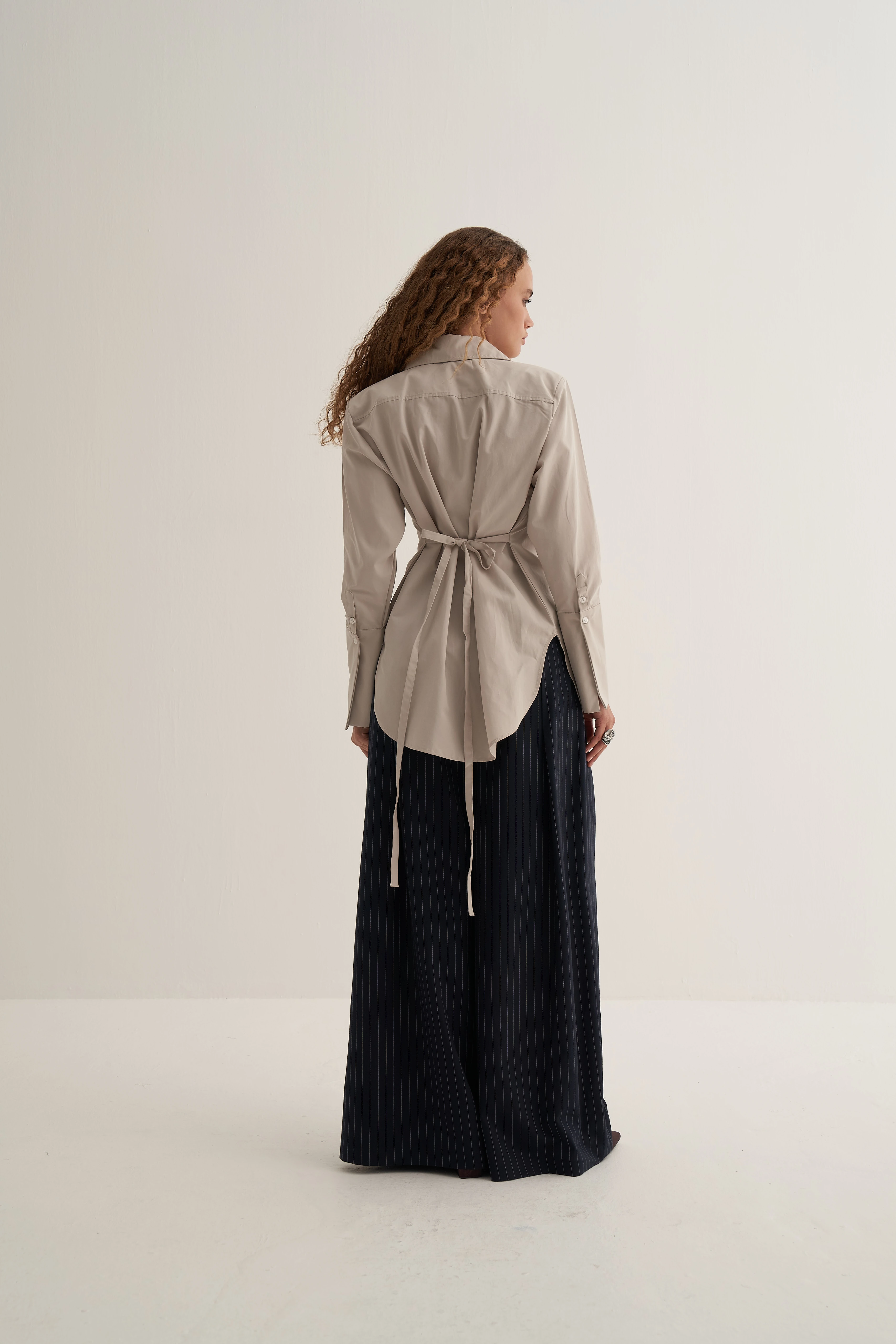 Taş Rengi Vatkalı Bağlamalı  Gömlek