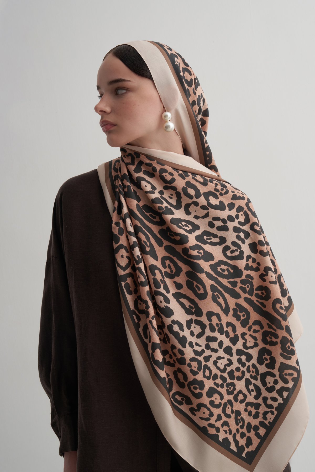 Beige Leopard